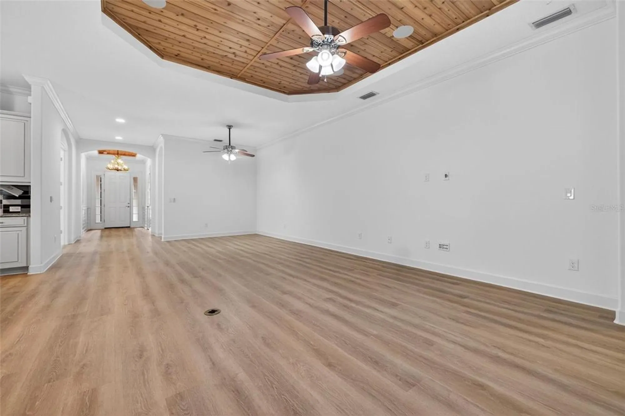 Property Slideshow image 9 of 59 | 9914 craftsman park way, Palmetto, FL, 34221