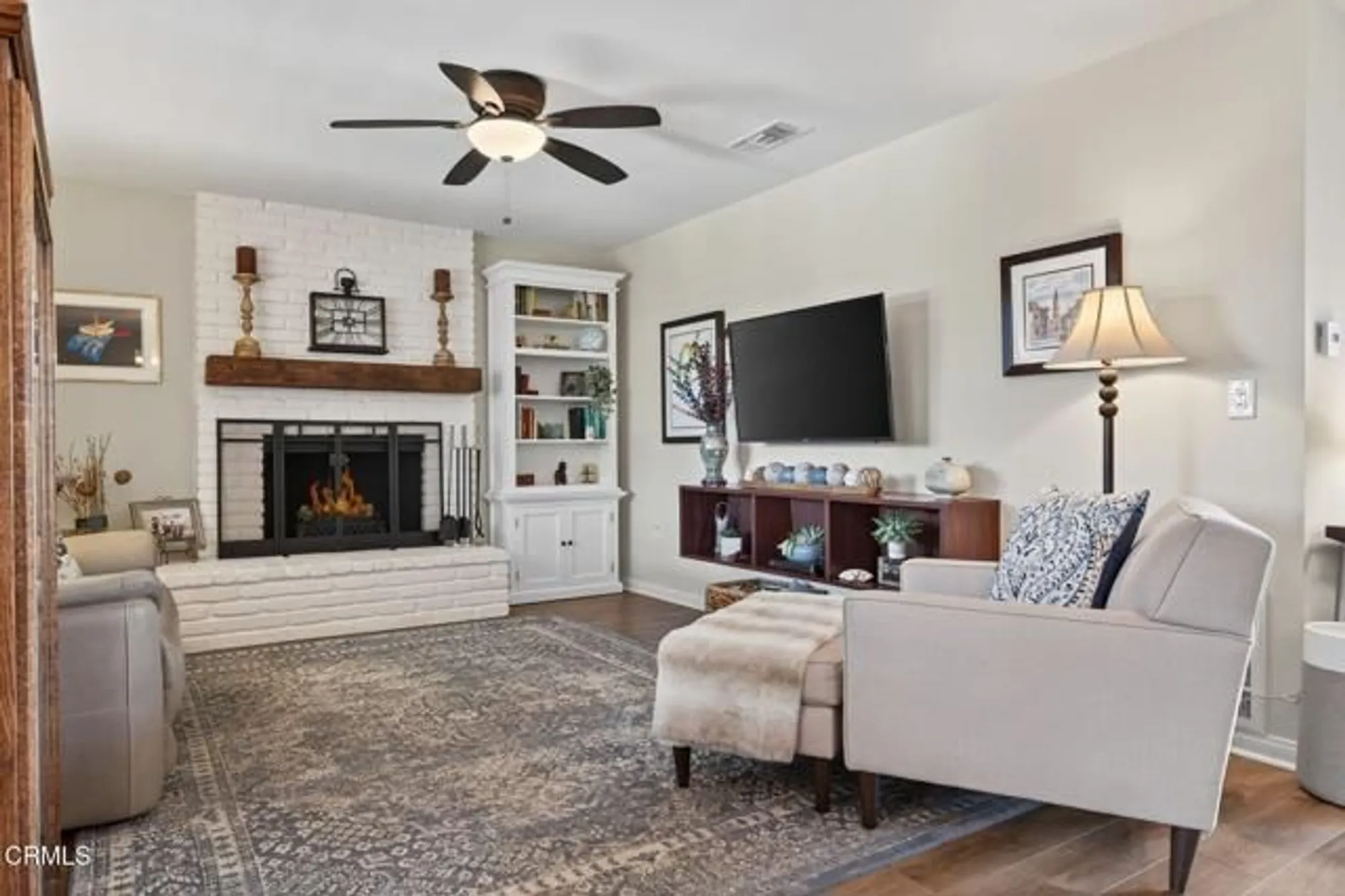 Property Slideshow image 17 of 63 | 271 e fiesta grn, Port Hueneme, CA, 93041