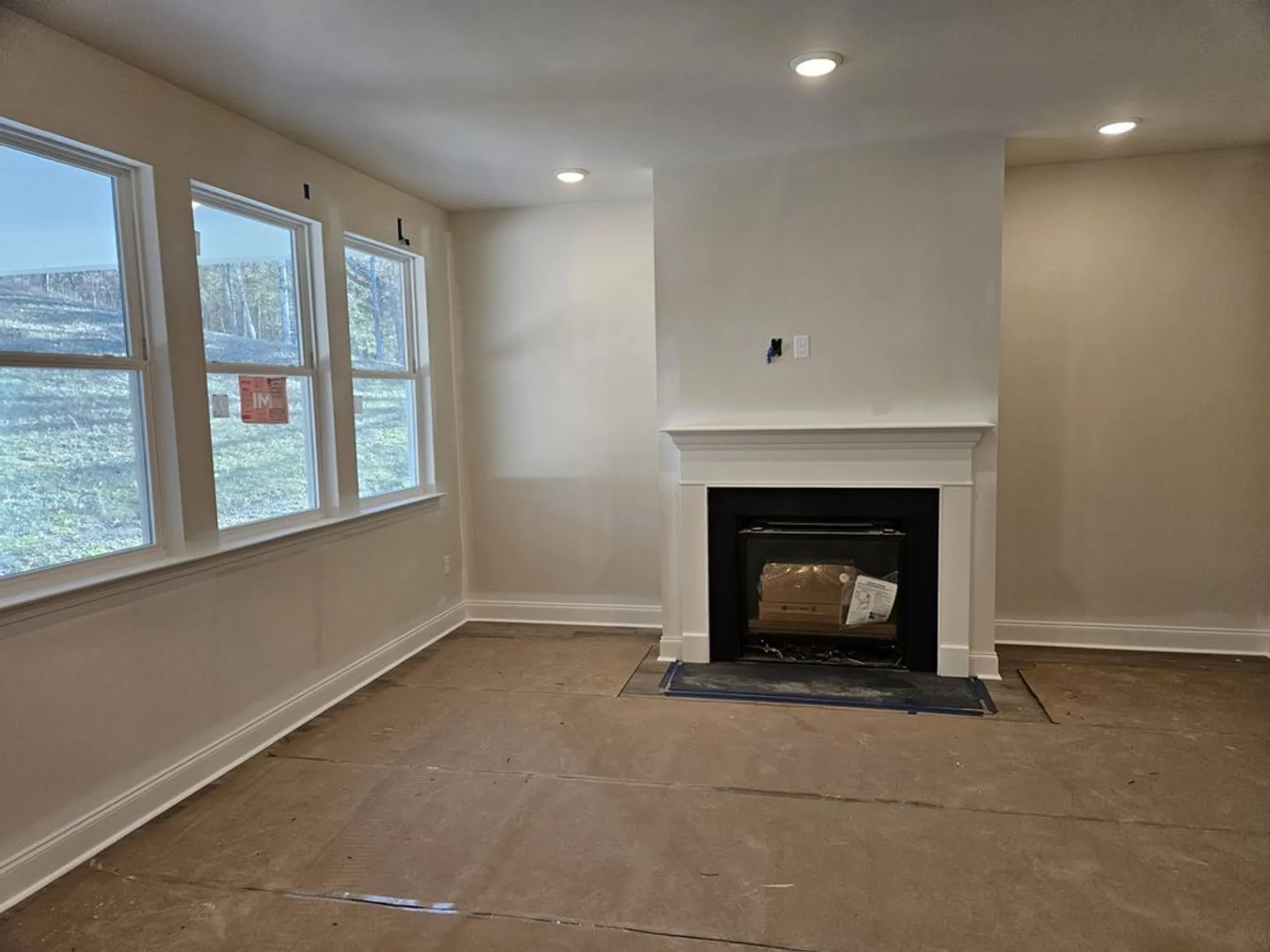 Property Slideshow image 14 of 34 | 356 stonehaus cir, Antioch, TN, 37013