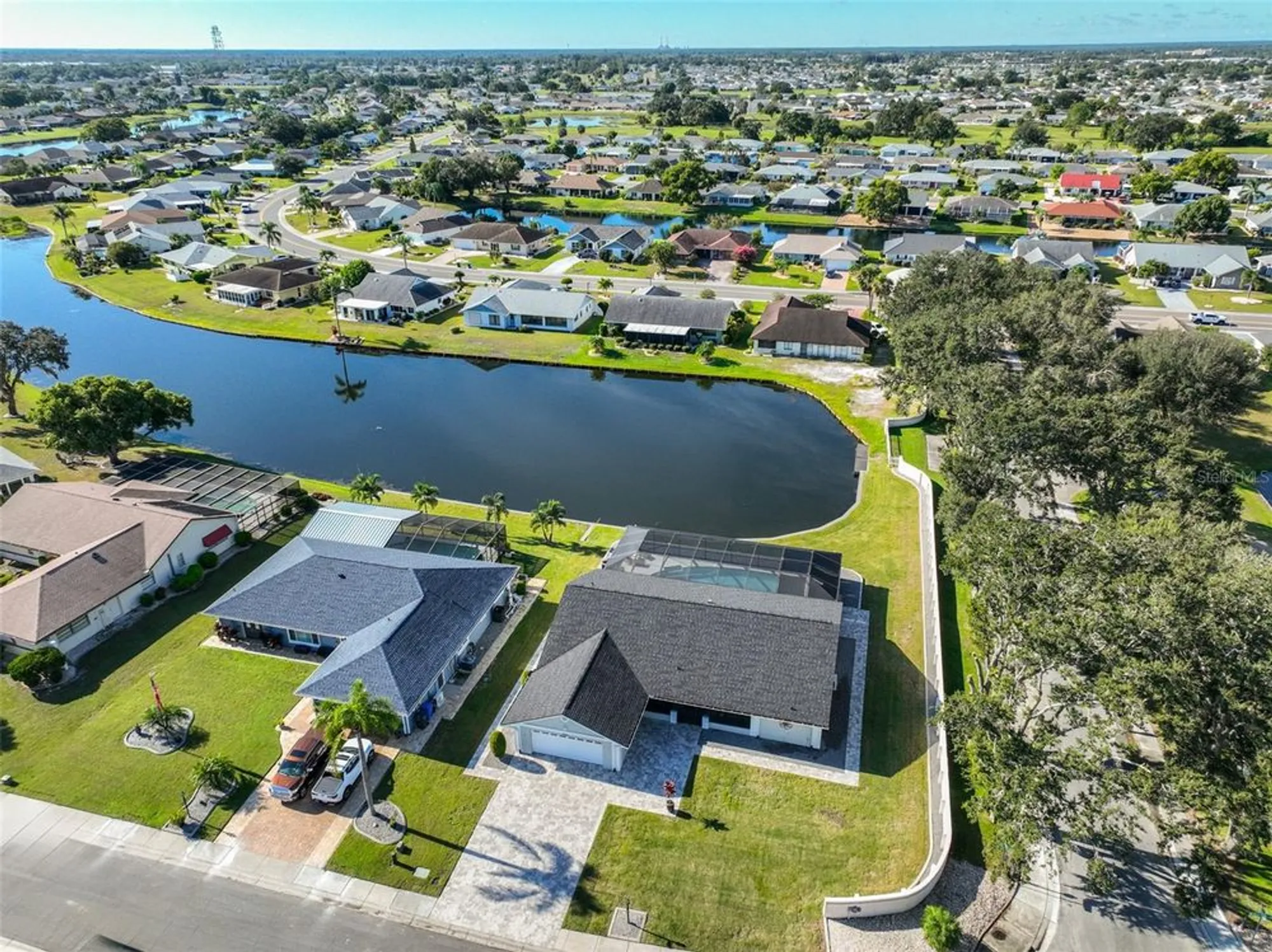 Property Slideshow image 60 of 63 | 2022 east view dr, Sun City Center, FL, 33573