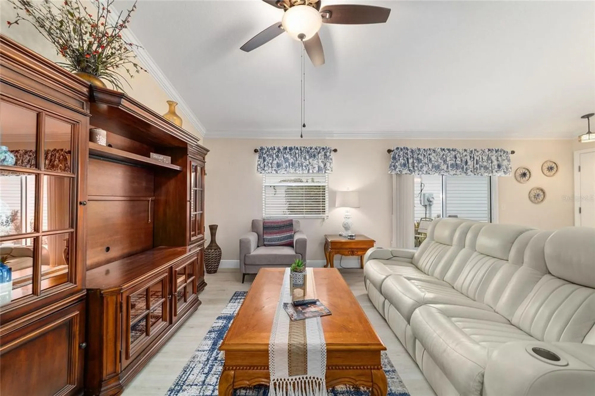 Property Slideshow image 17 of 51 | 2237 jetta way, The Villages, FL, 32162