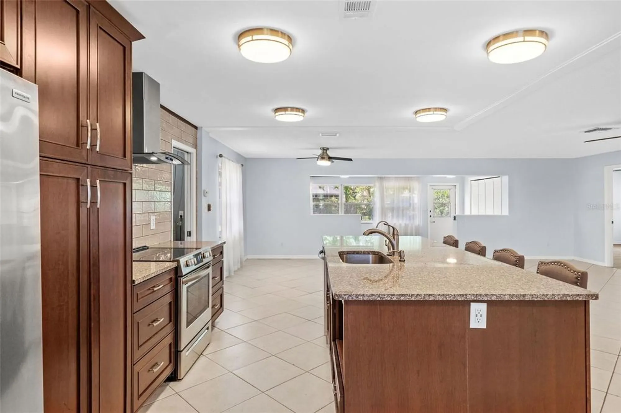 Property Slideshow image 22 of 70 | 7082 w country club dr n # 7082, Sarasota, FL, 34243