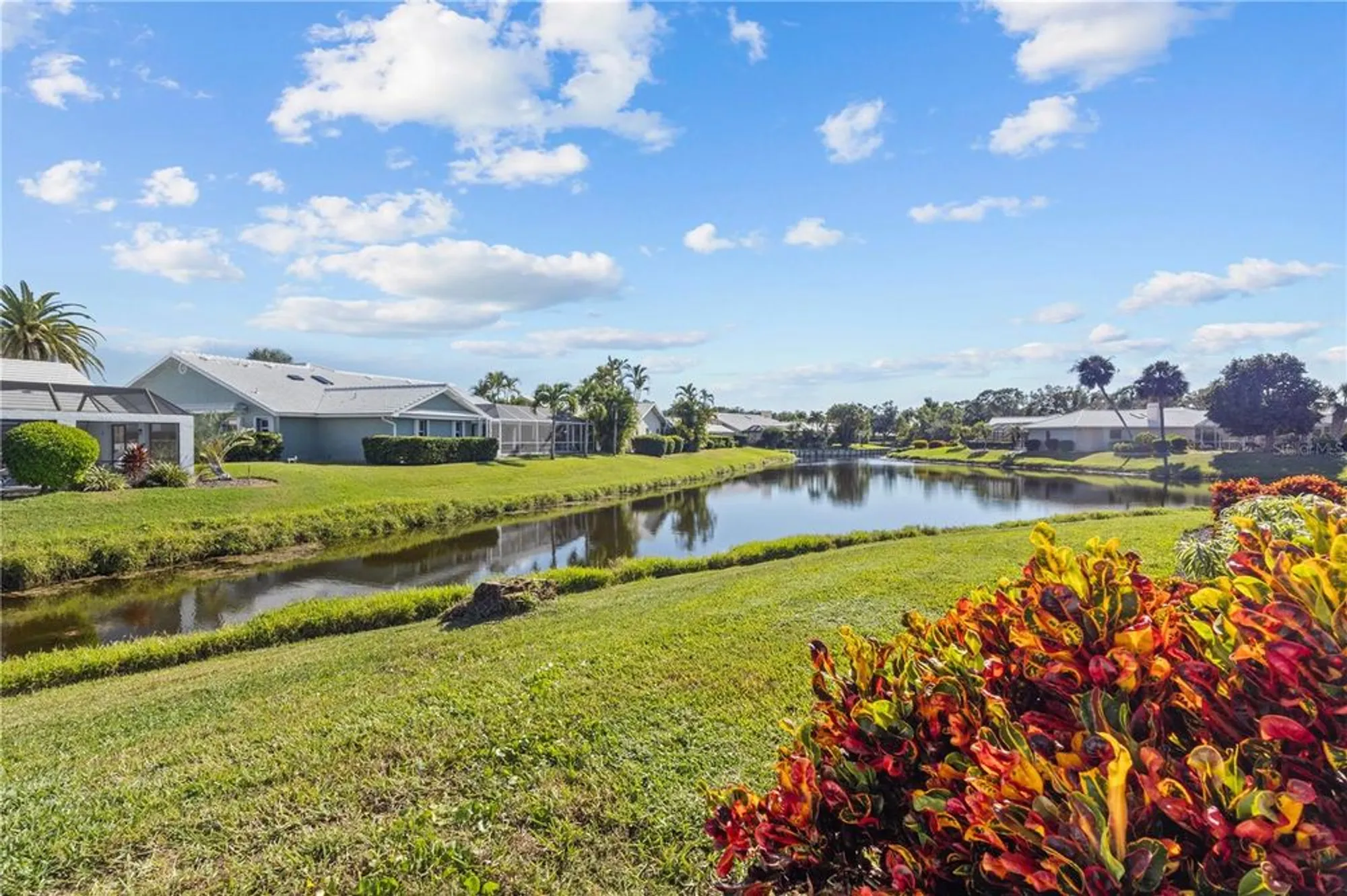 Property Slideshow image 23 of 64 | 557 warwick ct, Venice, FL, 34293