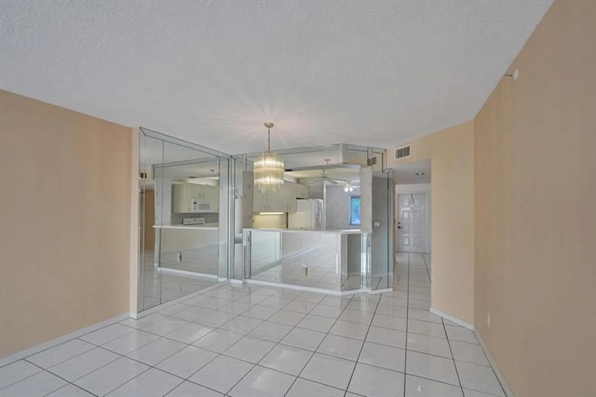 Property Slideshow image 19 of 61 | 9587 weldon cir apt b312, Fort Lauderdale, FL, 33321