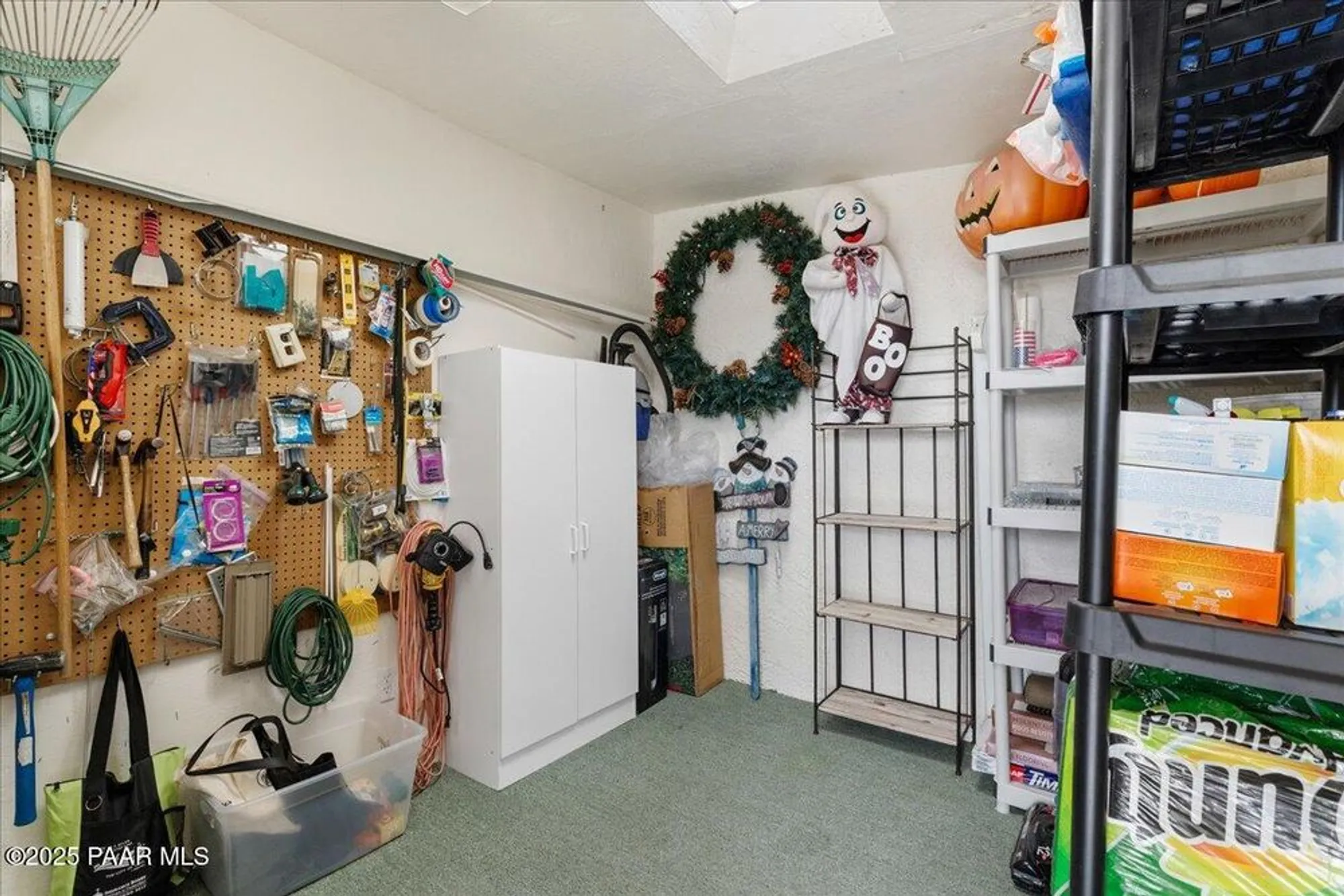 Property Slideshow image 22 of 47 | 2521 hilltop rd, Prescott, AZ, 86301