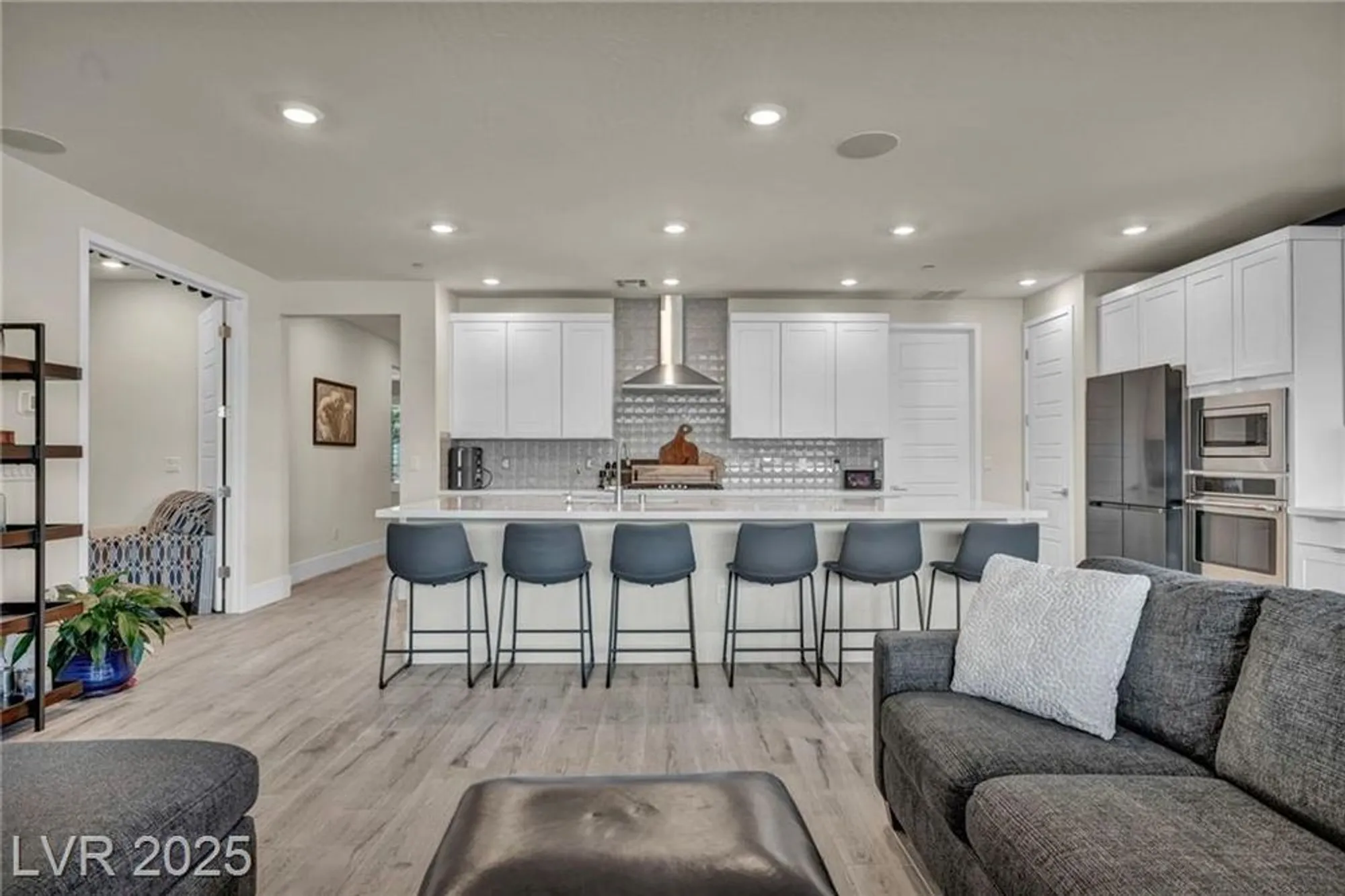 Property Slideshow image 19 of 90 | 9641 balais dr, Las Vegas, NV, 89143