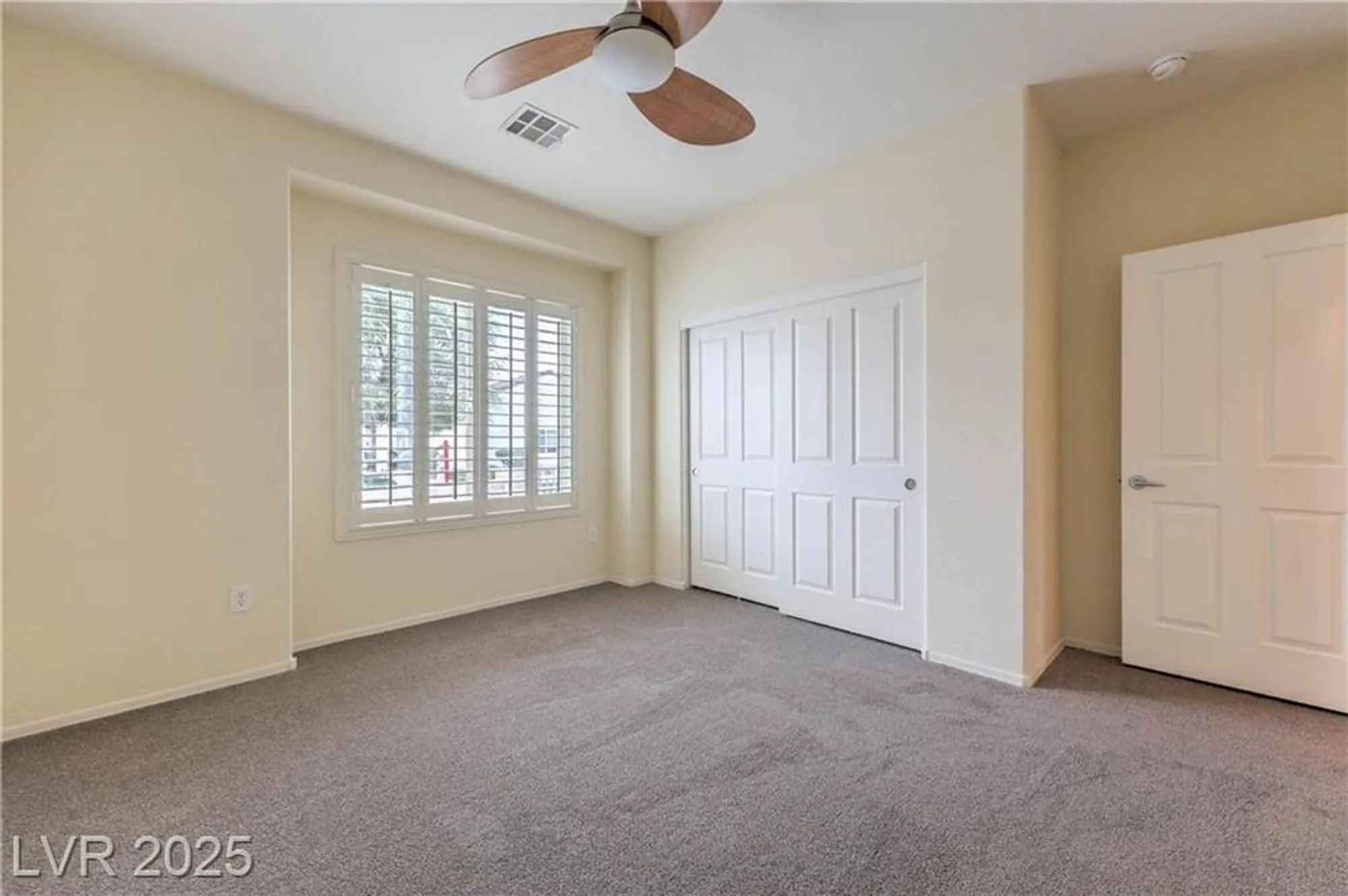 Property Slideshow image 18 of 33 | 7713 songster st, North Las Vegas, NV, 89084