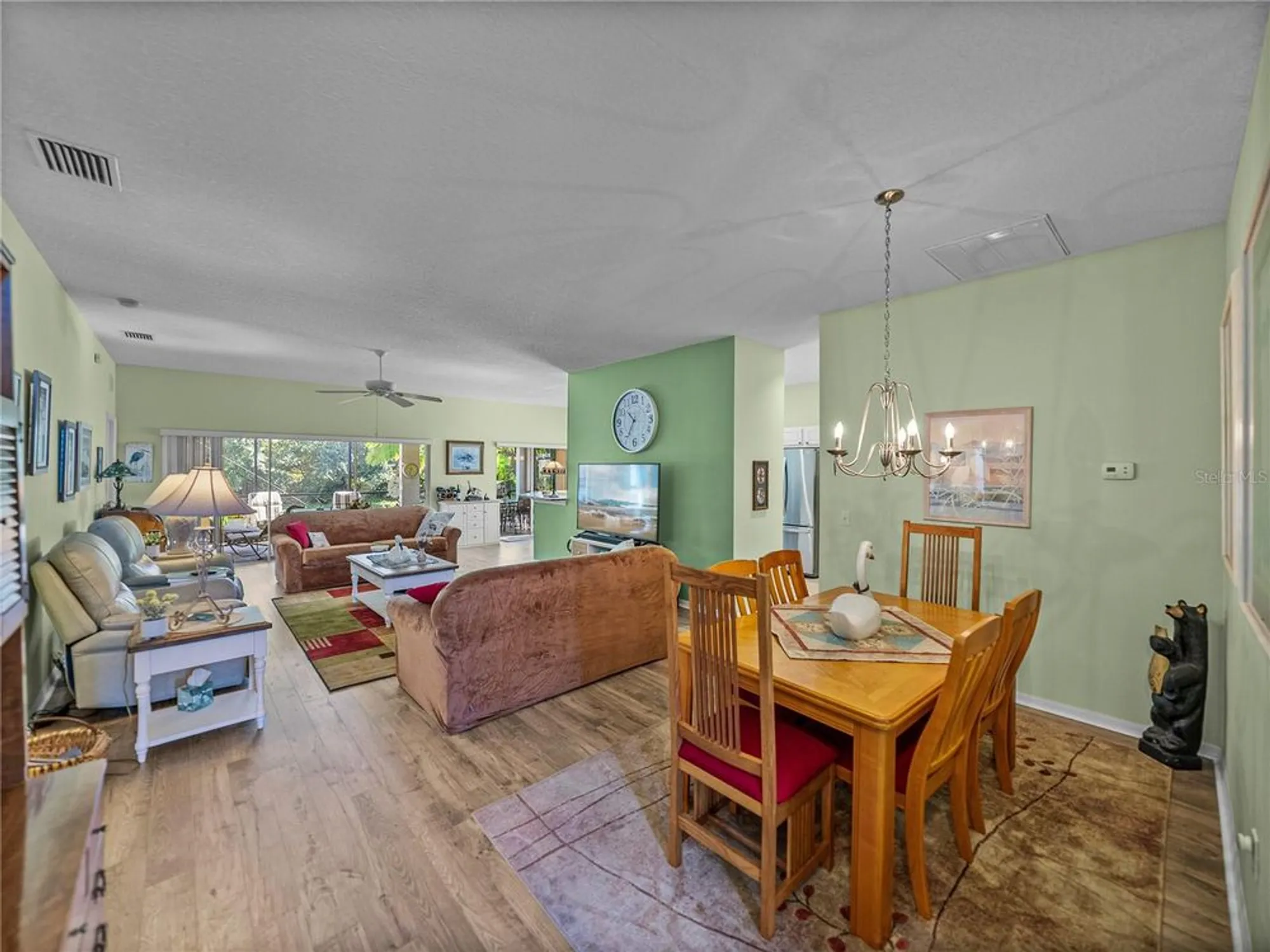 Property Slideshow image 16 of 100 | 4184 aberdeen ln, Lake Wales, FL, 33859