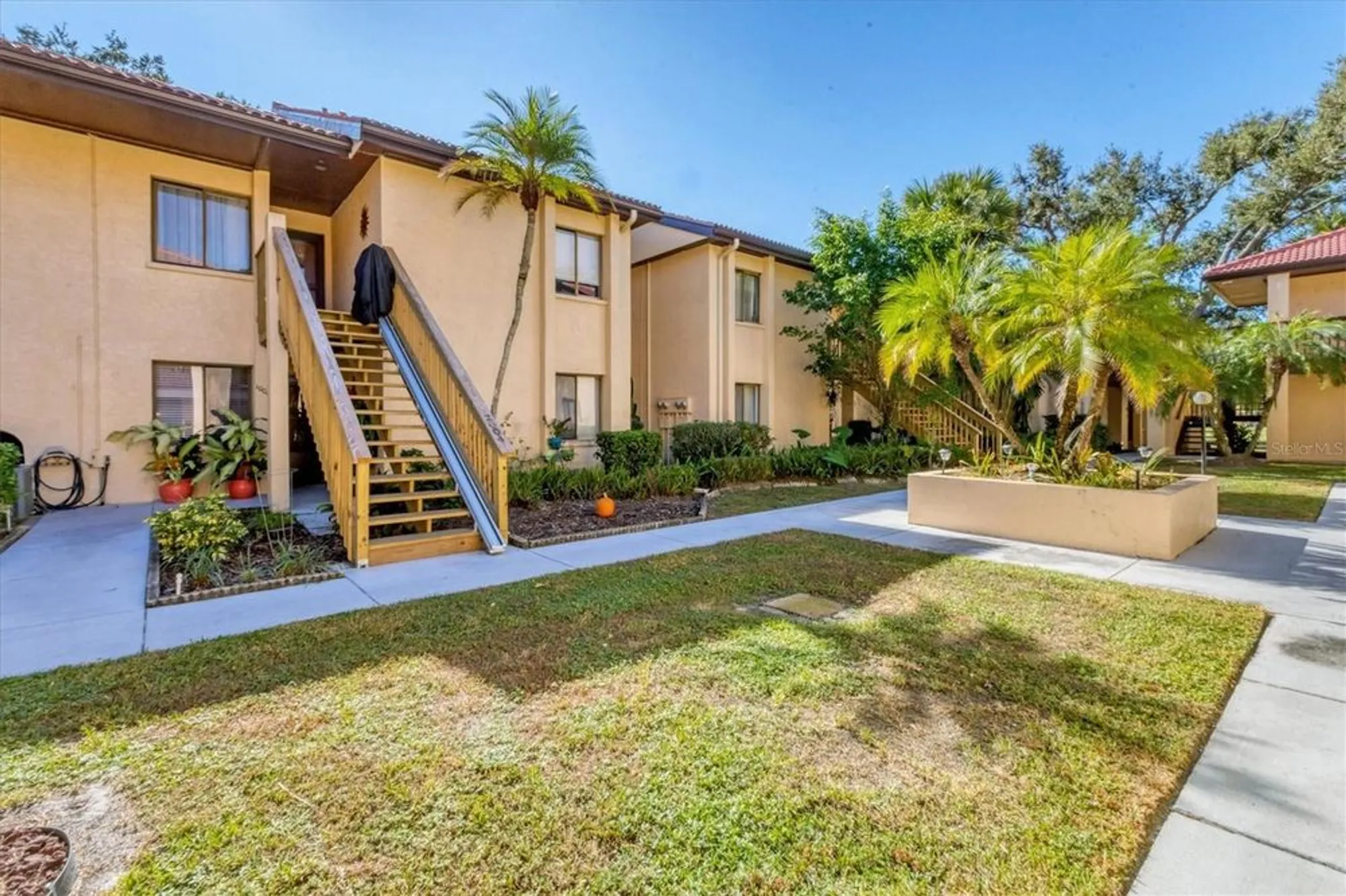 Property Slideshow image 34 of 34 | 1111 w faith cir apt 2004, Bradenton, FL, 34212