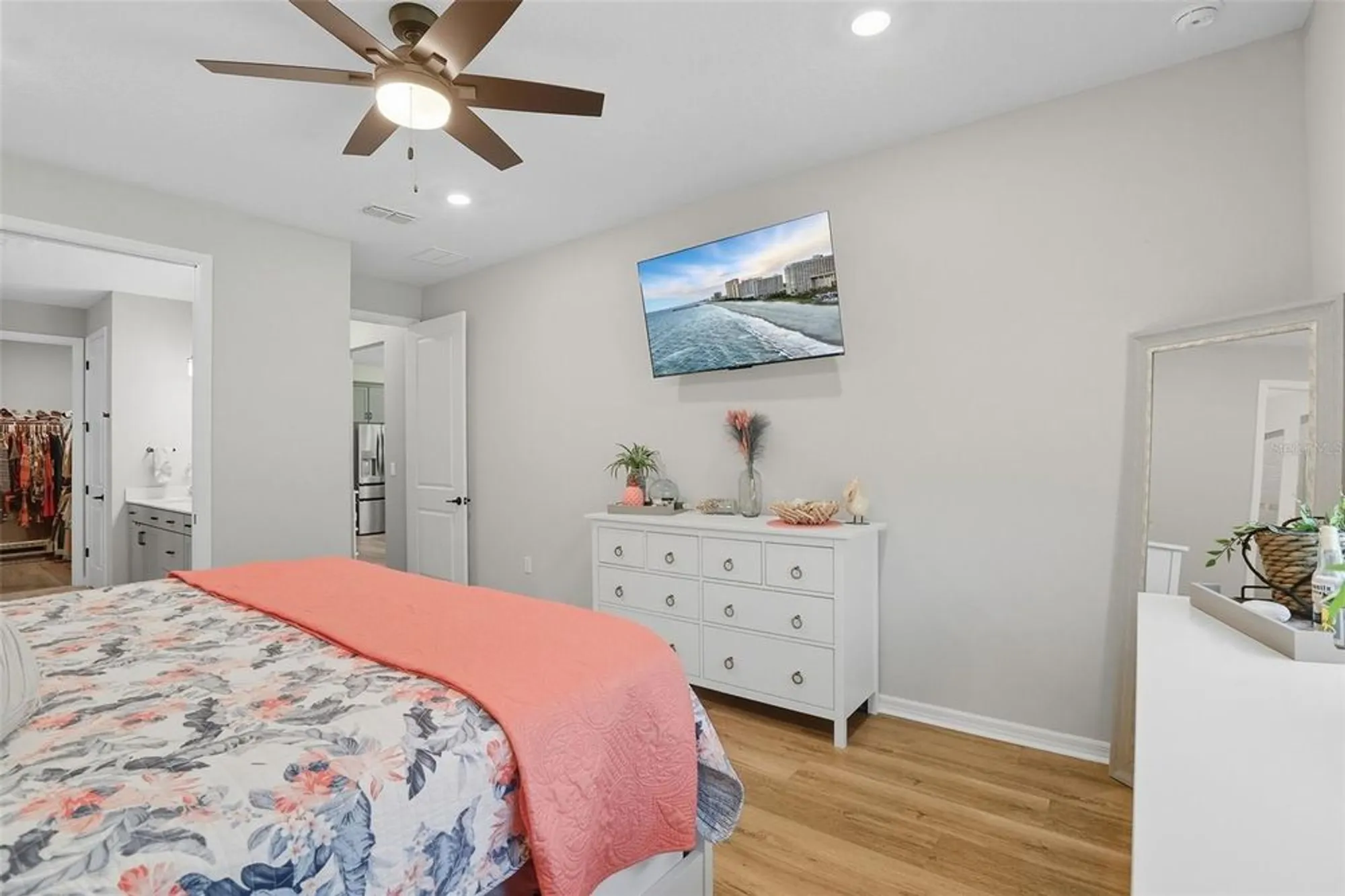 Property Slideshow image 16 of 41 | 2761 top hill ct, Minneola, FL, 34715