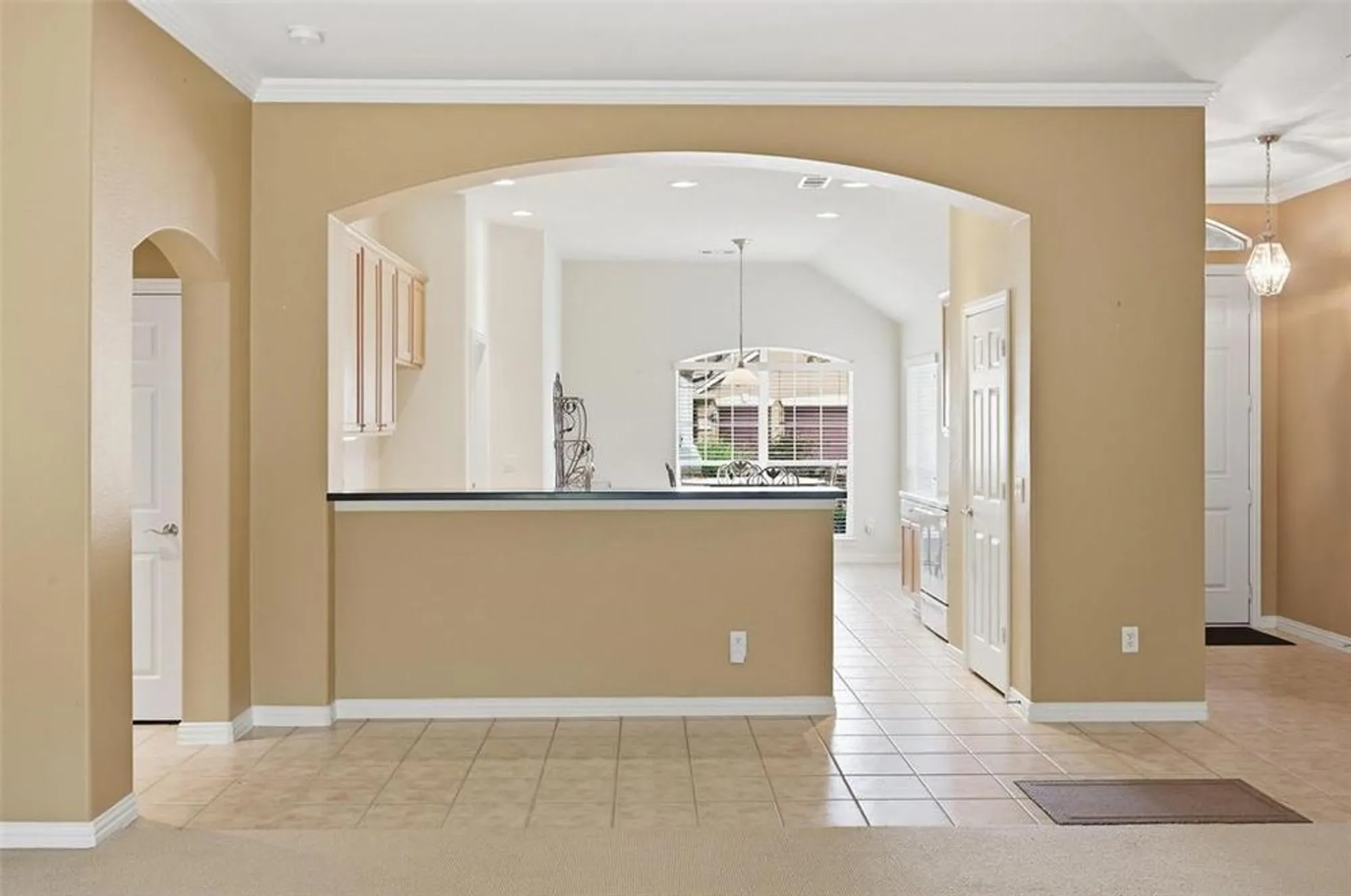 Property Slideshow image 7 of 39 | 10417 belvedere dr, Denton, TX, 76207