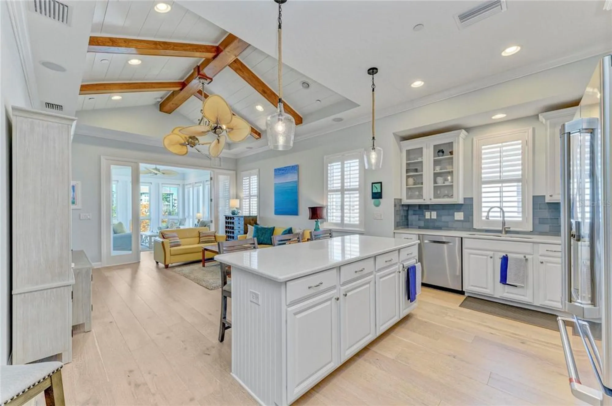 Property Slideshow image 14 of 100 | 348 sapphire lake dr unit 201, Bradenton, FL, 34209