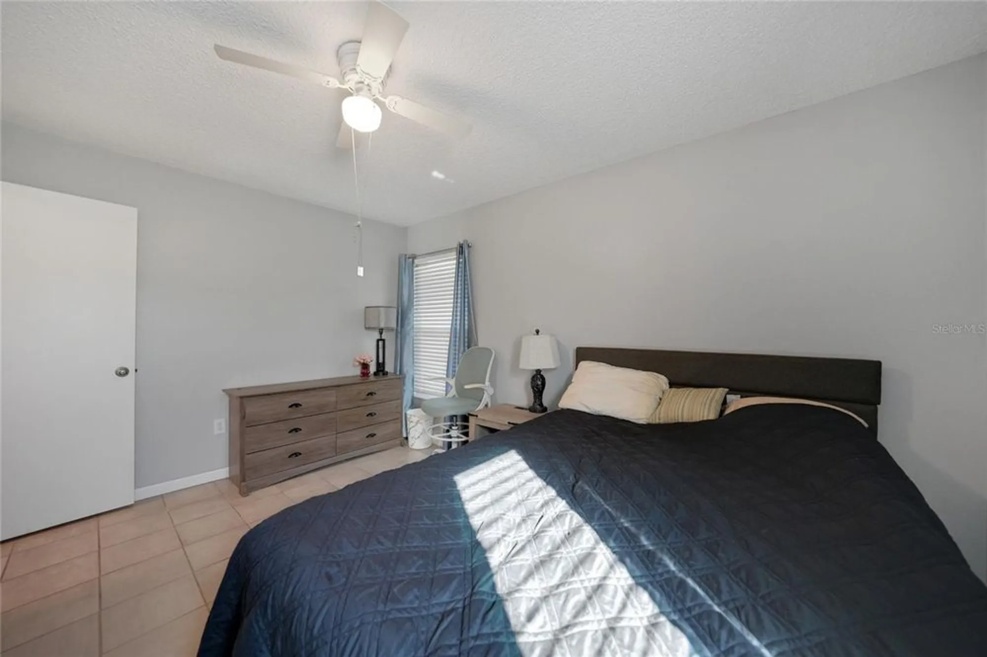 Property Slideshow image 23 of 35 | 215 persimmon st # 52, Englewood, FL, 34223