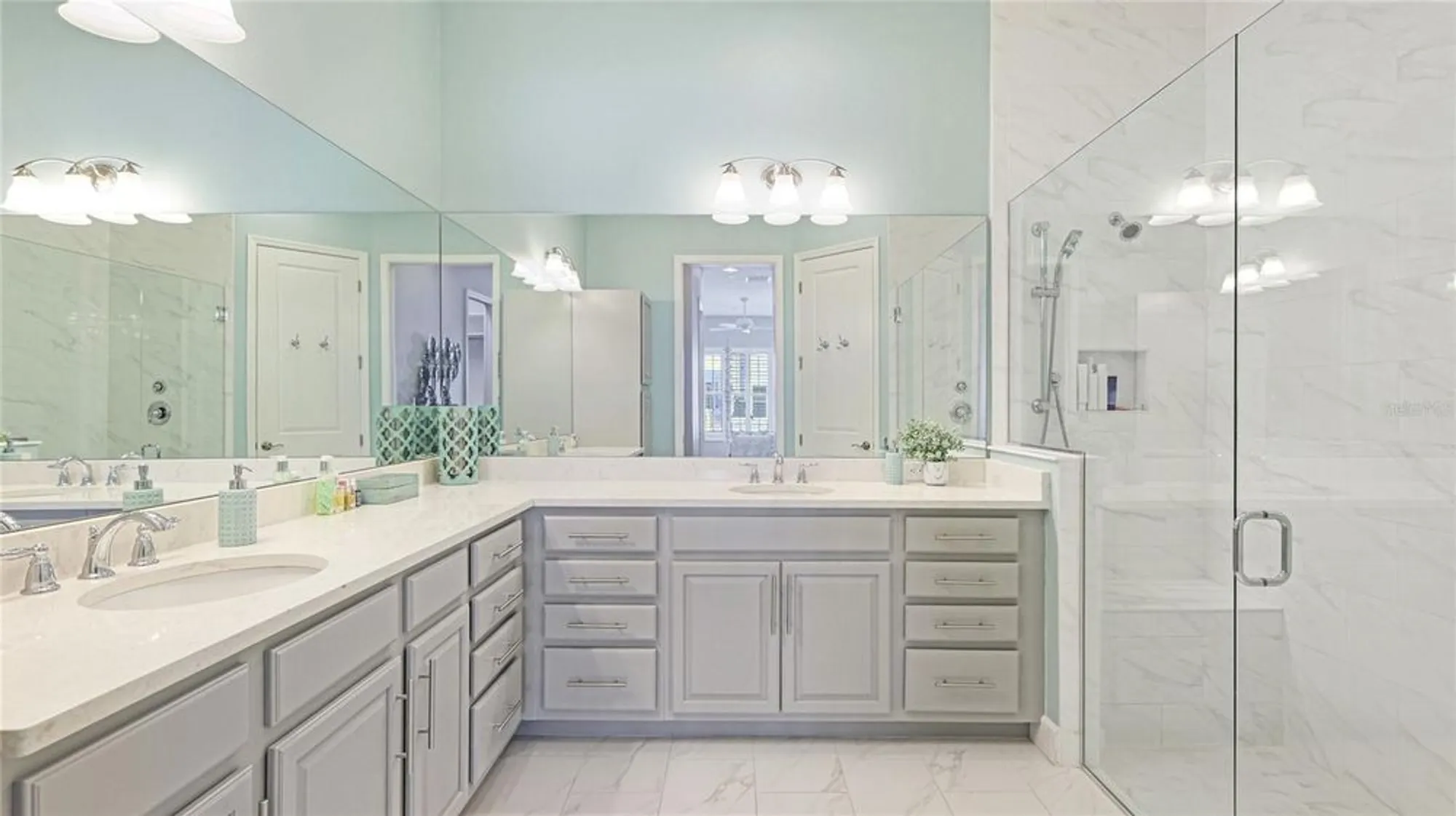 Property Slideshow image 18 of 41 | 283 saint lucia dr unit 101, Bradenton, FL, 34209