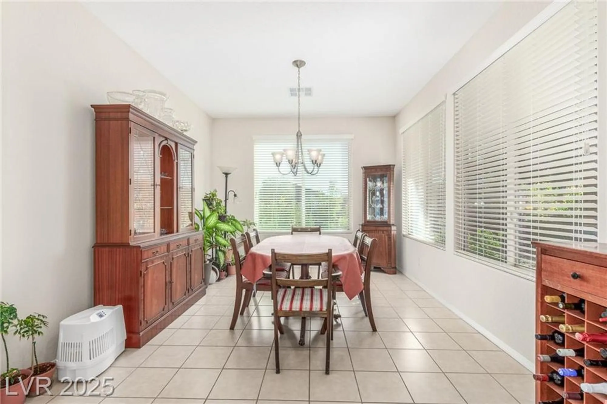 Property Slideshow image 10 of 51 | 5620 serenity haven st, North Las Vegas, NV, 89081