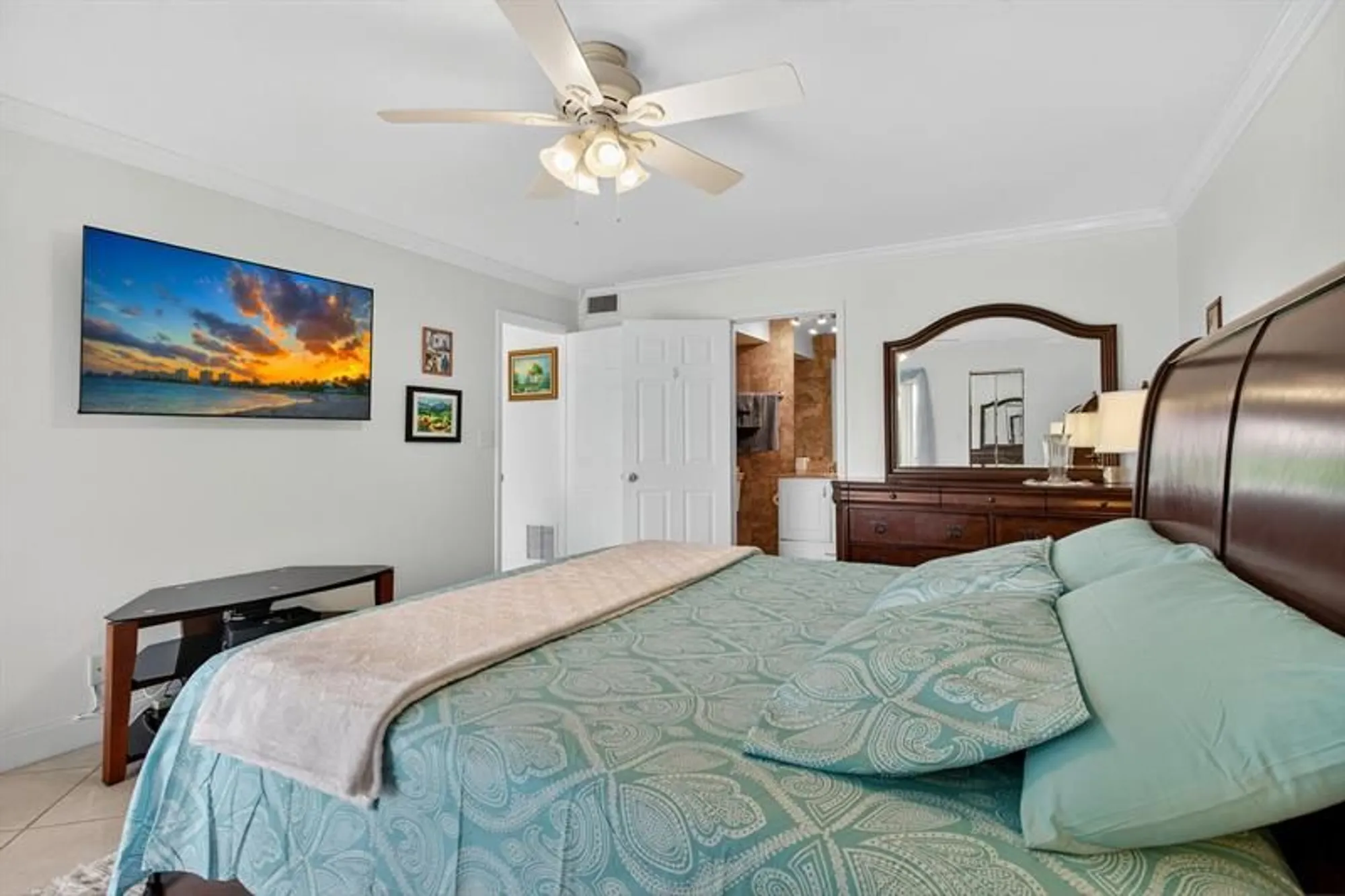 Property Slideshow image 24 of 42 | 3551 inverrary dr apt 312, Lauderhill, FL, 33319