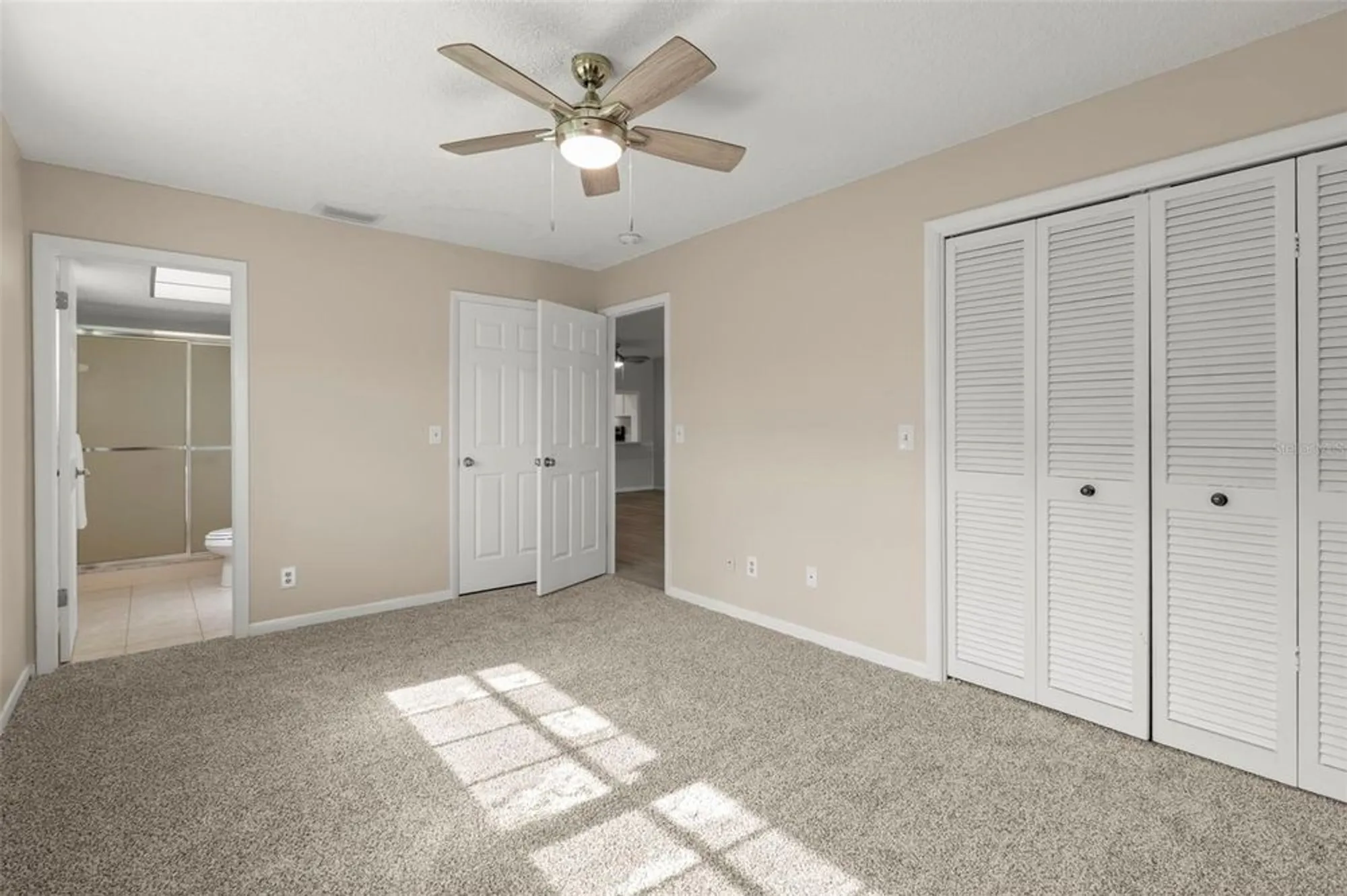 Property Slideshow image 21 of 39 | 1701 pinehurst rd 10f, Dunedin, FL, 34698