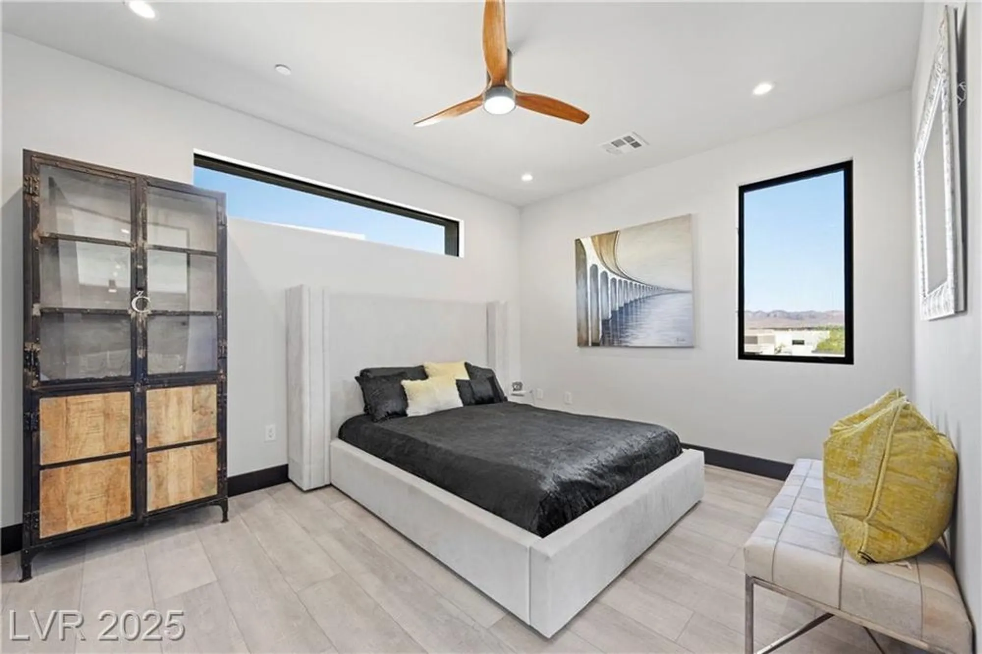 Property Slideshow image 57 of 99 | 5 highland cove ln, Henderson, NV, 89011