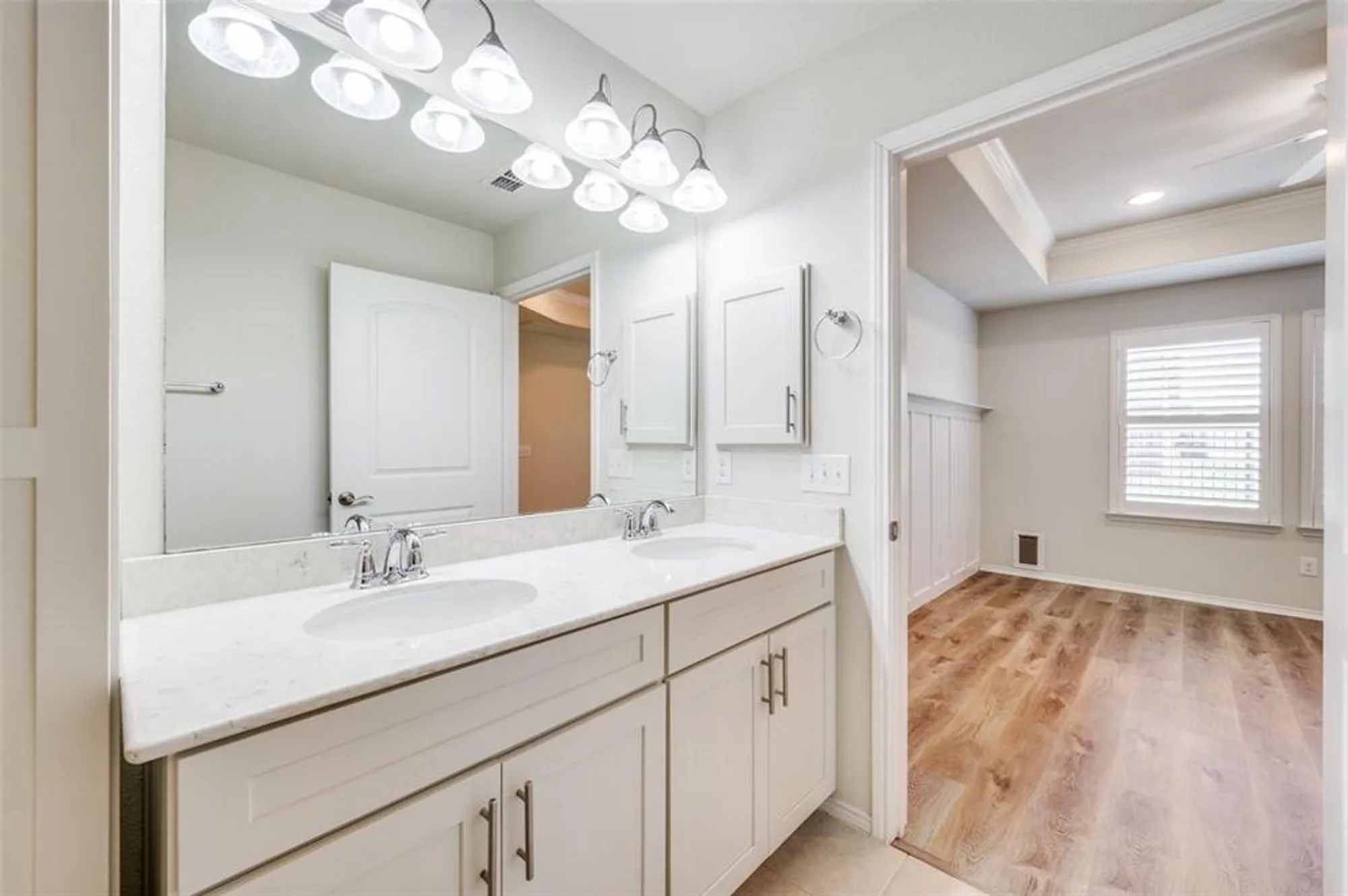 Property Slideshow image 32 of 40 | 6726 hickory creek dr, Frisco, TX, 75036