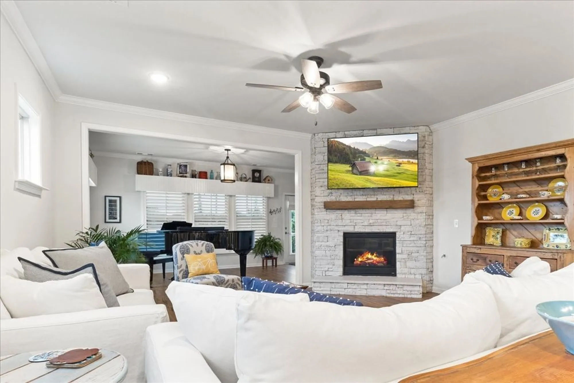 Property Slideshow image 16 of 48 | 1055 sumner grv, Spring Hill, TN, 37174