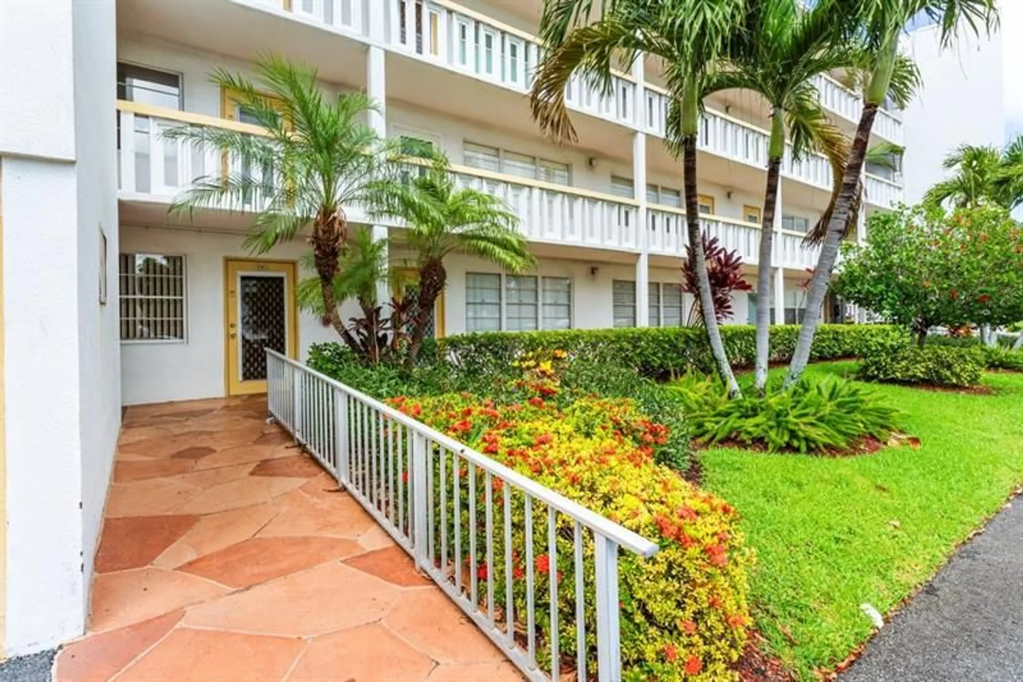 Property Slideshow image 18 of 62 | 1084 harwood f # 1084, Deerfield Beach, FL, 33442