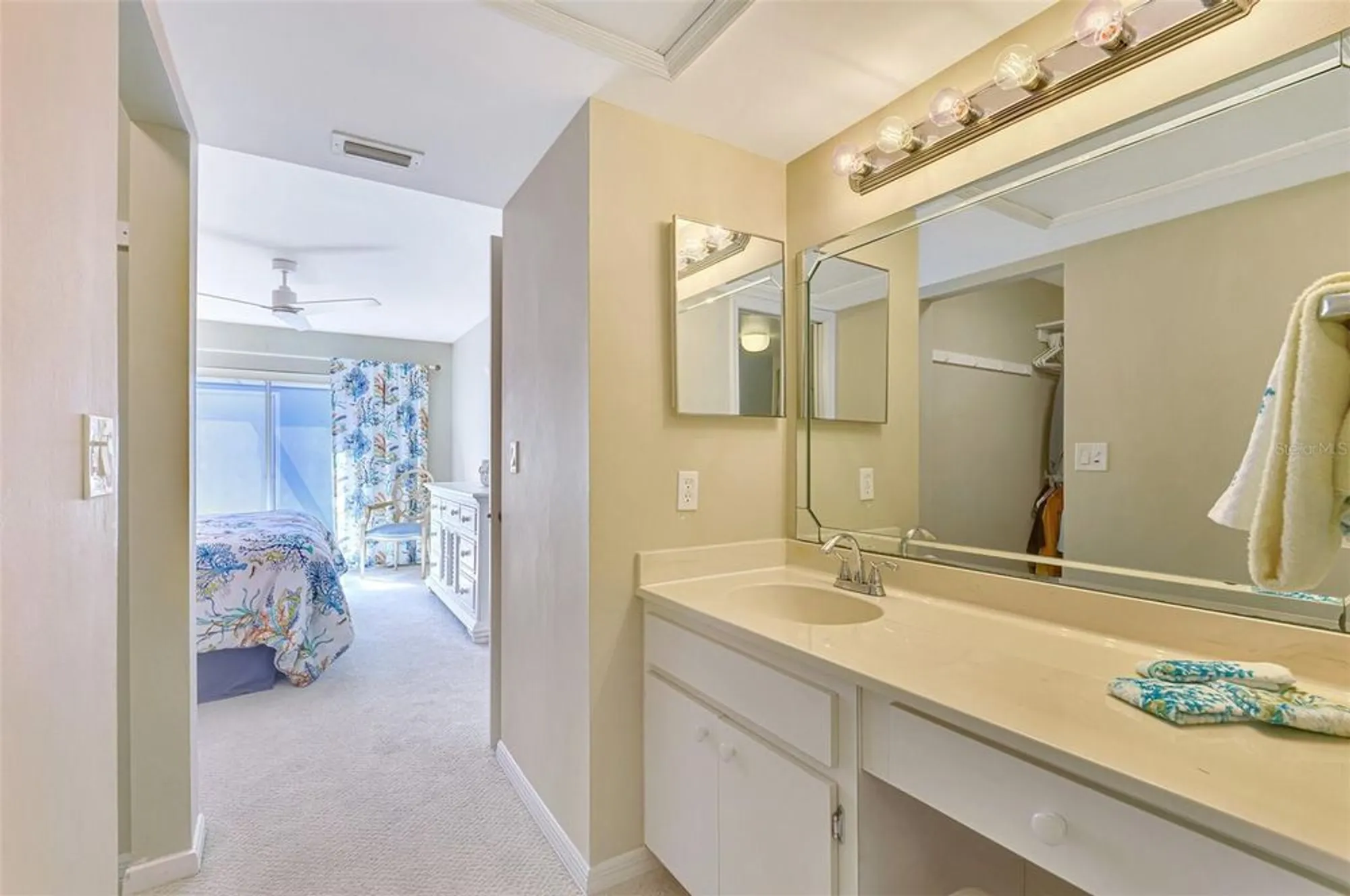 Property Slideshow image 35 of 65 | 461 wexford cir 91, Venice, FL, 34293