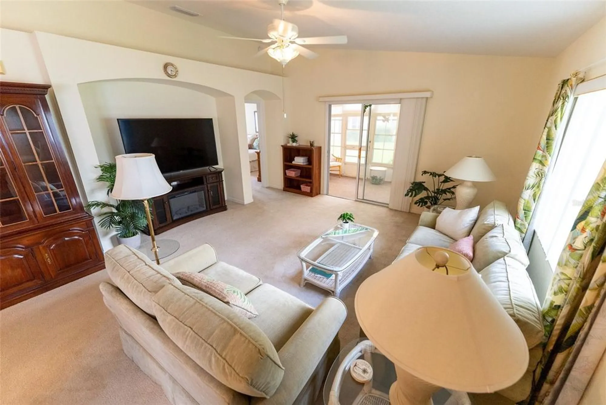 Property Slideshow image 17 of 49 | 8649 se 141st pl, Summerfield, FL, 34491