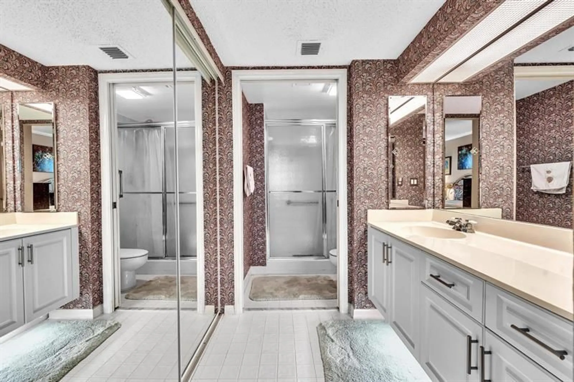 Property Slideshow image 27 of 75 | 9587 weldon cir b311, Tamarac, FL, 33321