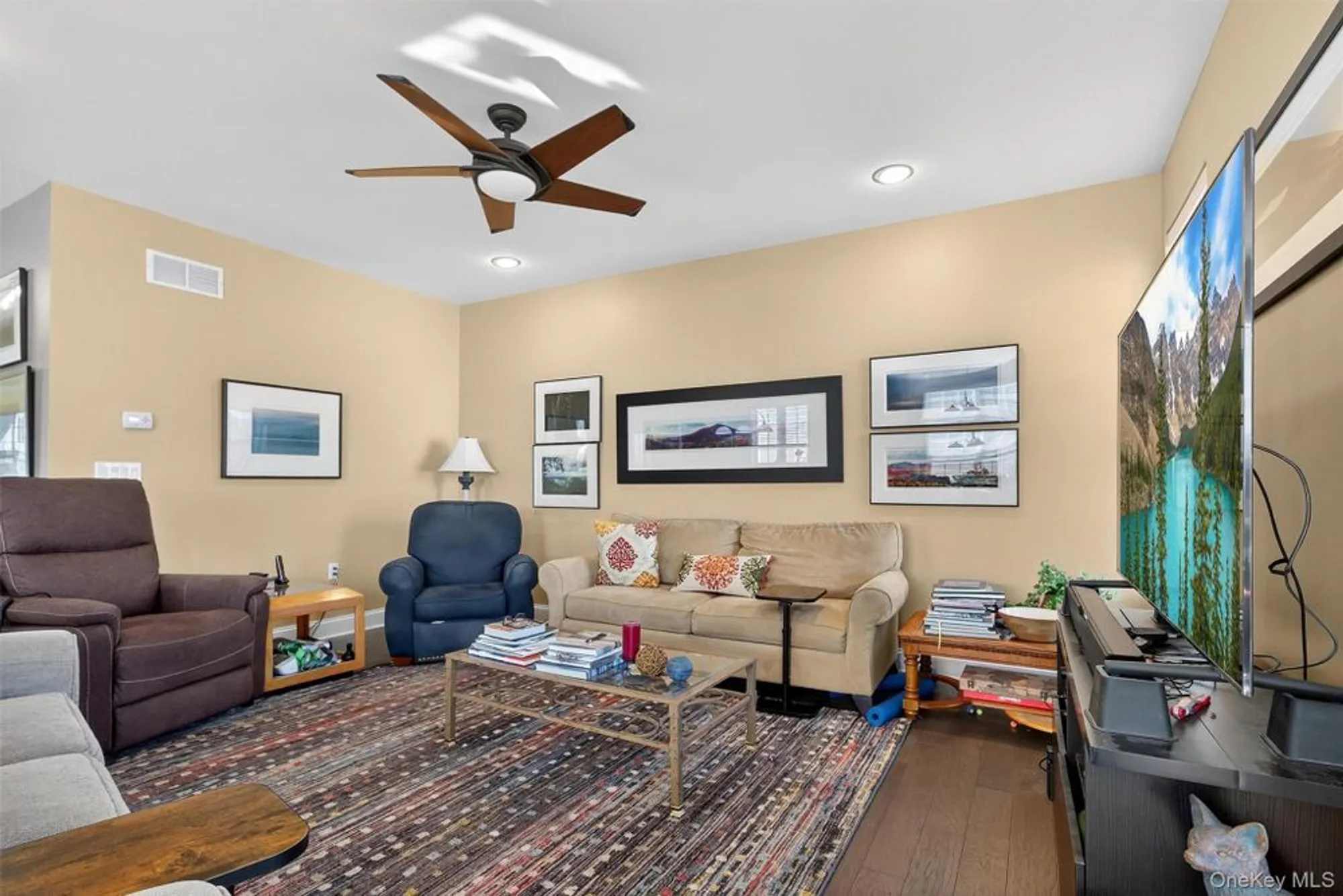 Property Slideshow image 9 of 43 | 21 cyprus dr, Middletown, NY, 10940