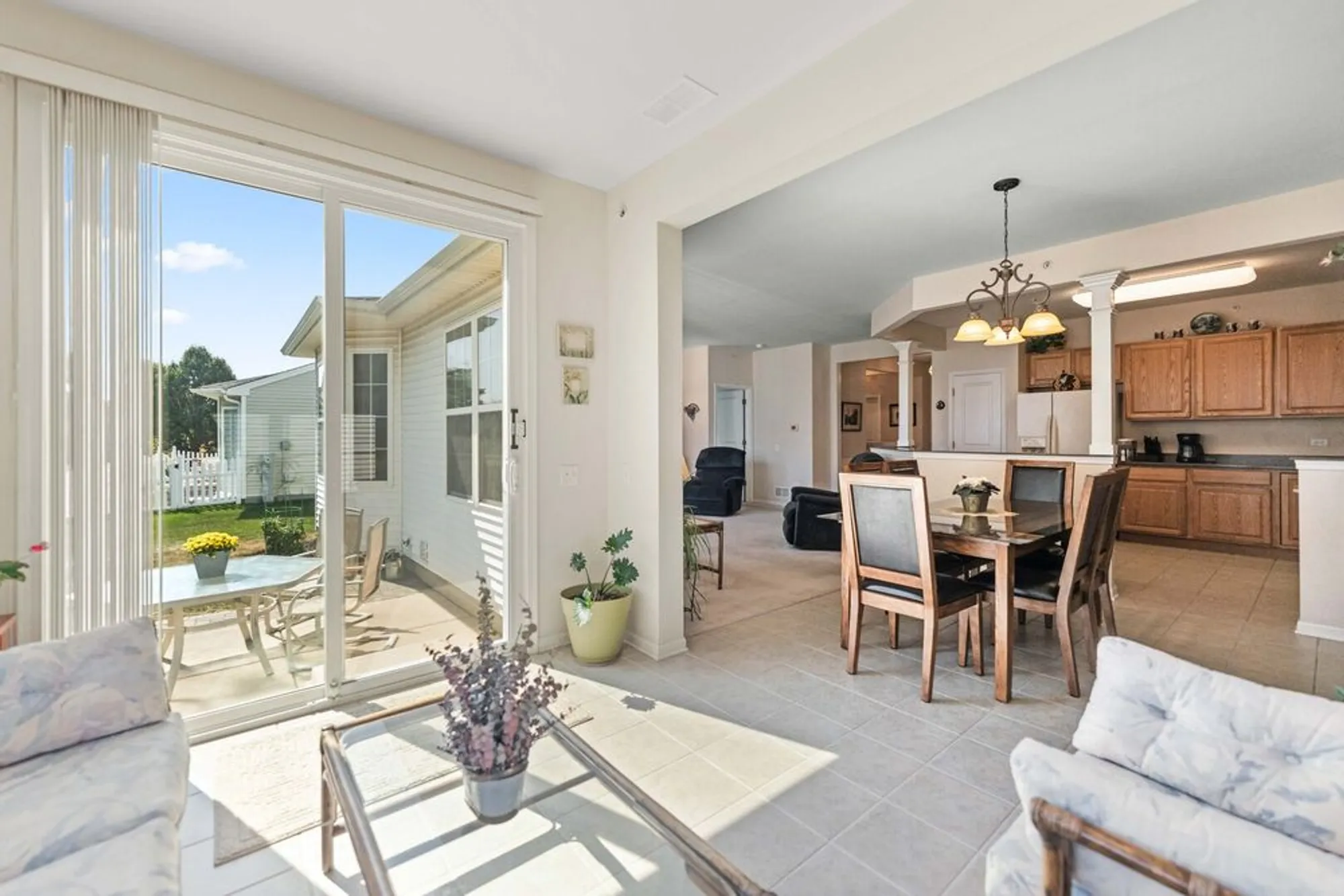 Property Slideshow image 16 of 61 | 13184 oakwood ave, Huntley, IL, 60142