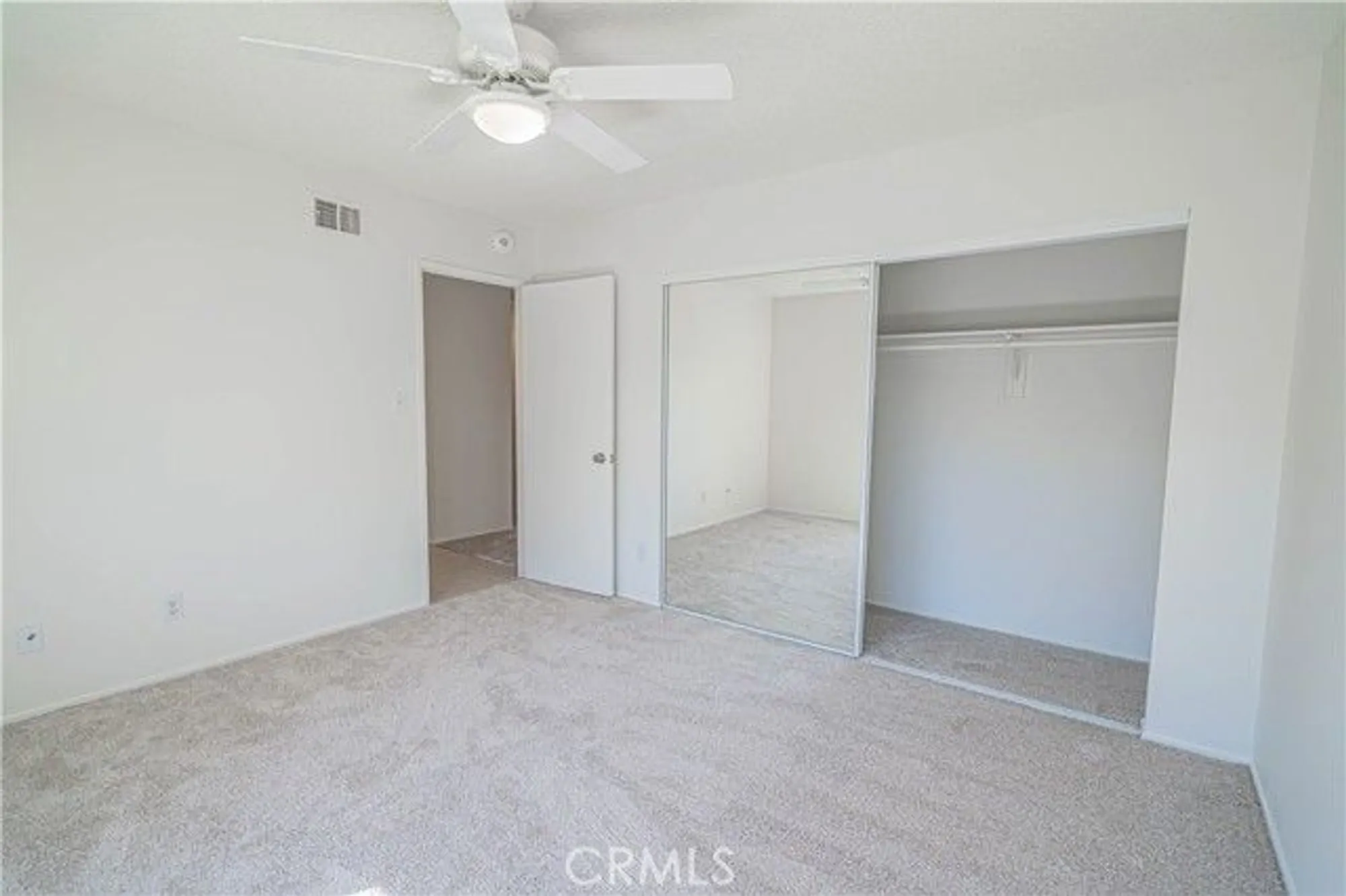 Property Slideshow image 24 of 51 | 19433 oak crossing rd, Newhall, CA, 91321