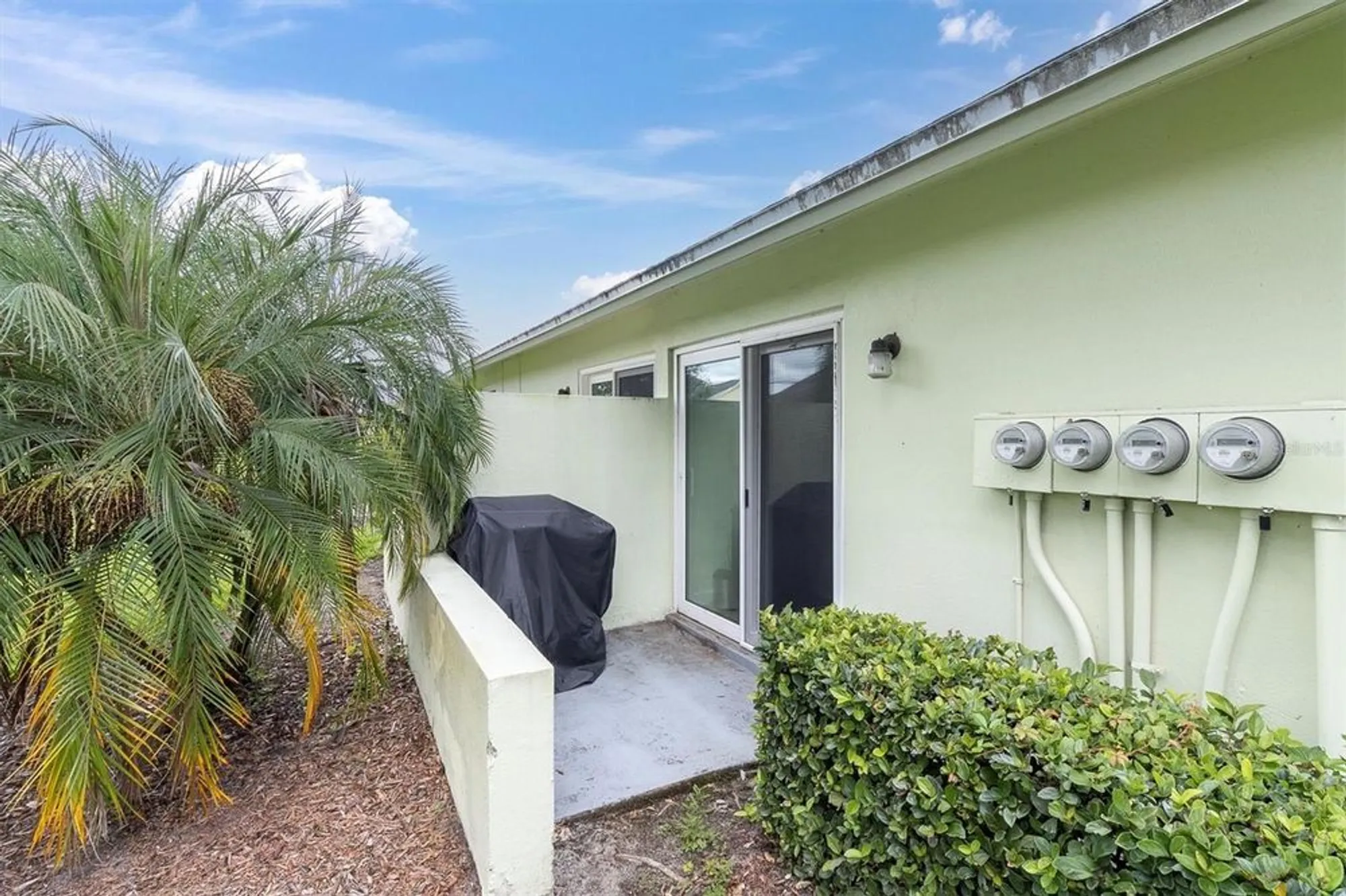 Property Slideshow image 21 of 40 | 2828 sherbrooke ln c, Palm Harbor, FL, 34684