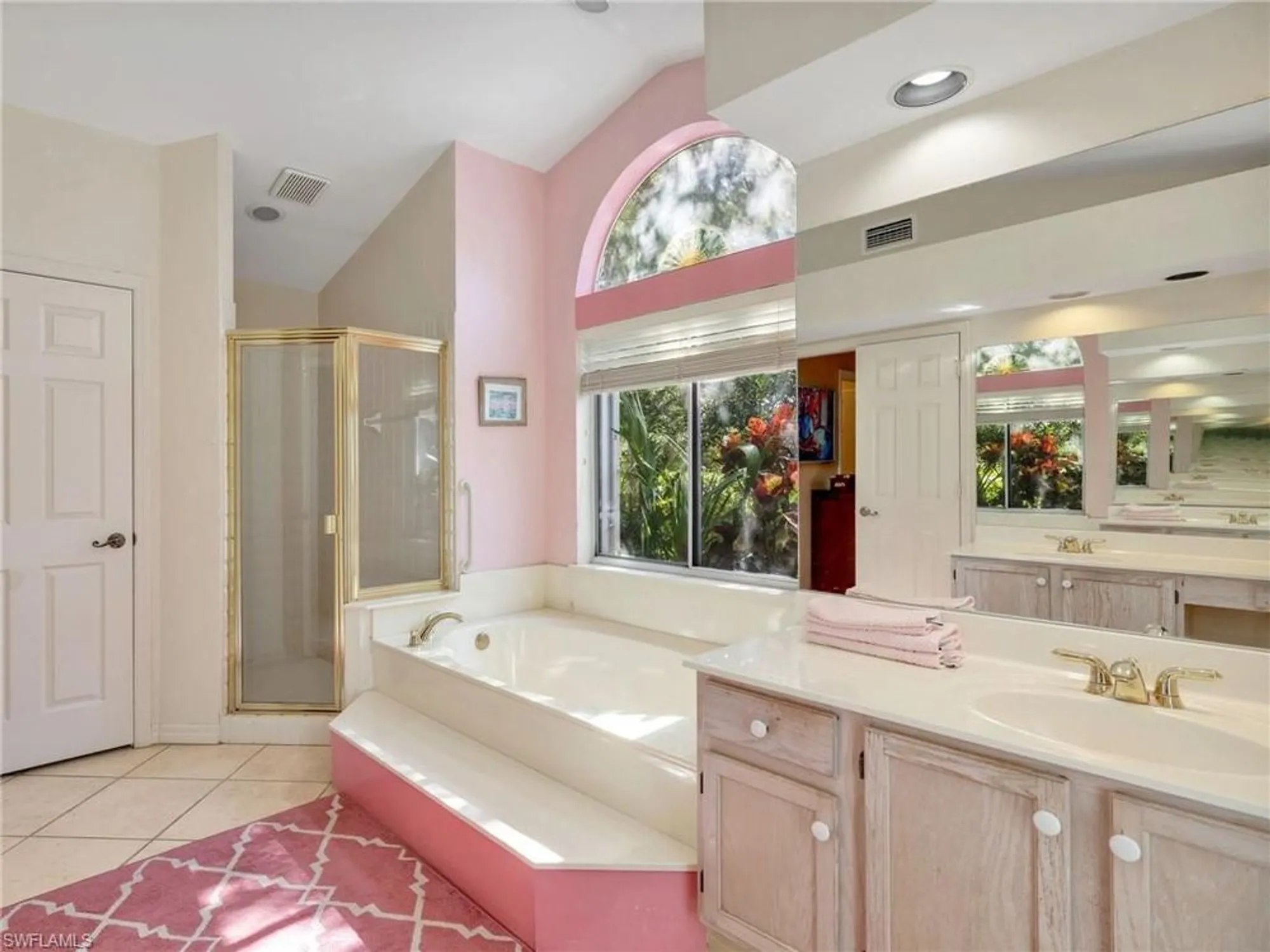 Property Slideshow image 30 of 50 | 232 silverado dr, Naples, FL, 34119