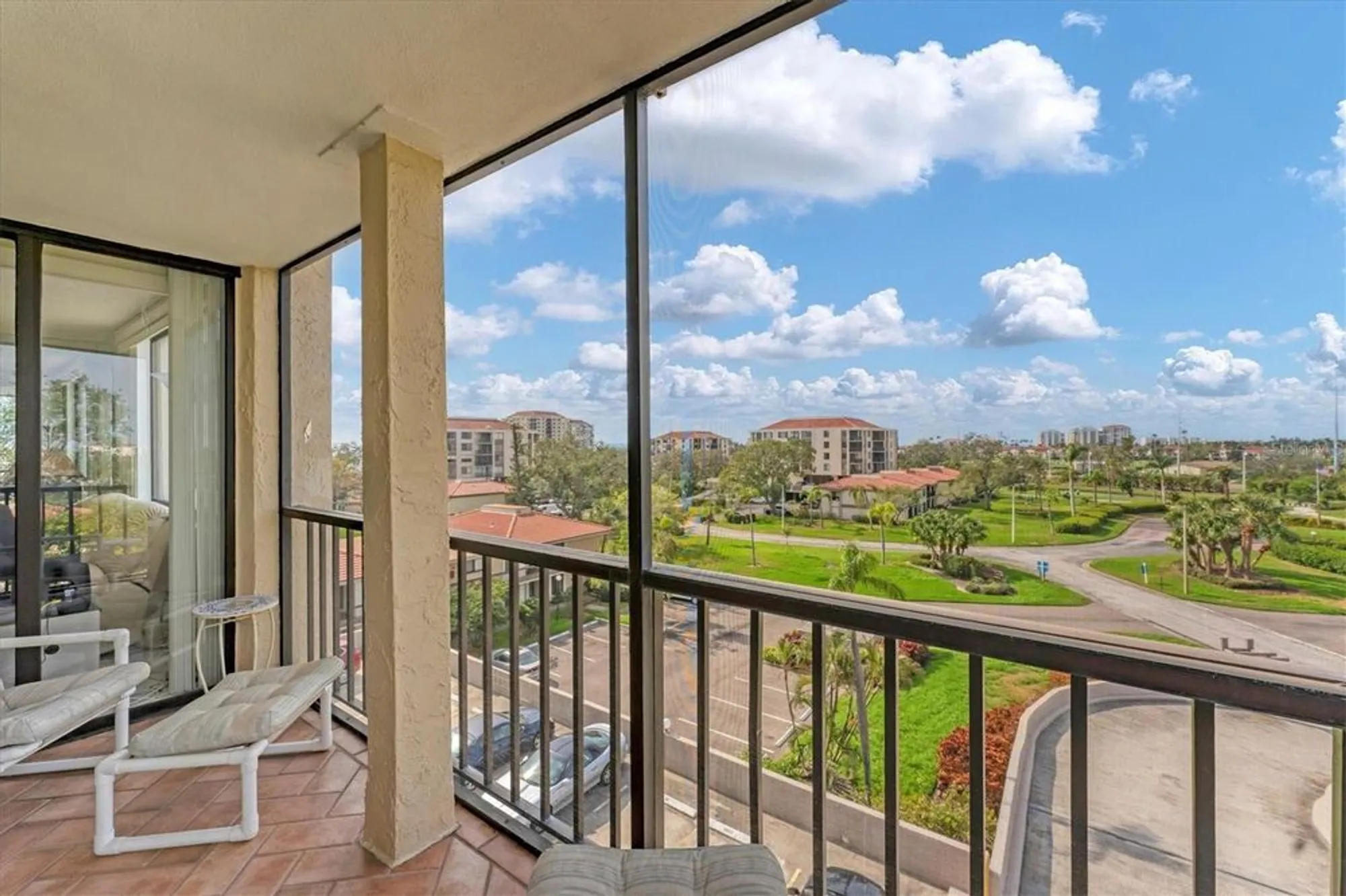Property Slideshow image 10 of 31 | 6158 palma del mar blvd s apt 504, St Petersburg, FL, 33715