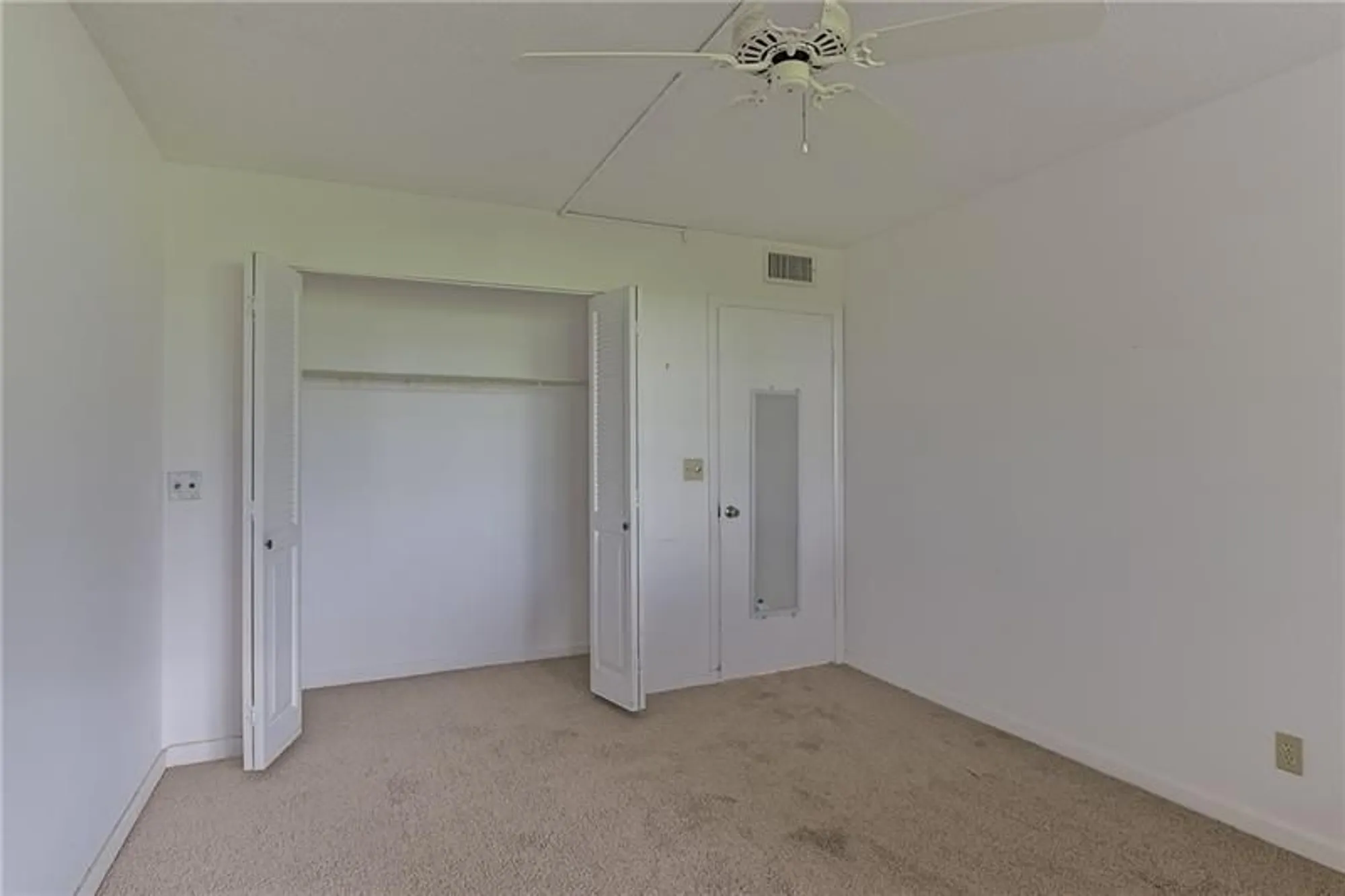 Property Slideshow image 11 of 20 | 167 grantham e # 167, Deerfield Beach, FL, 33442