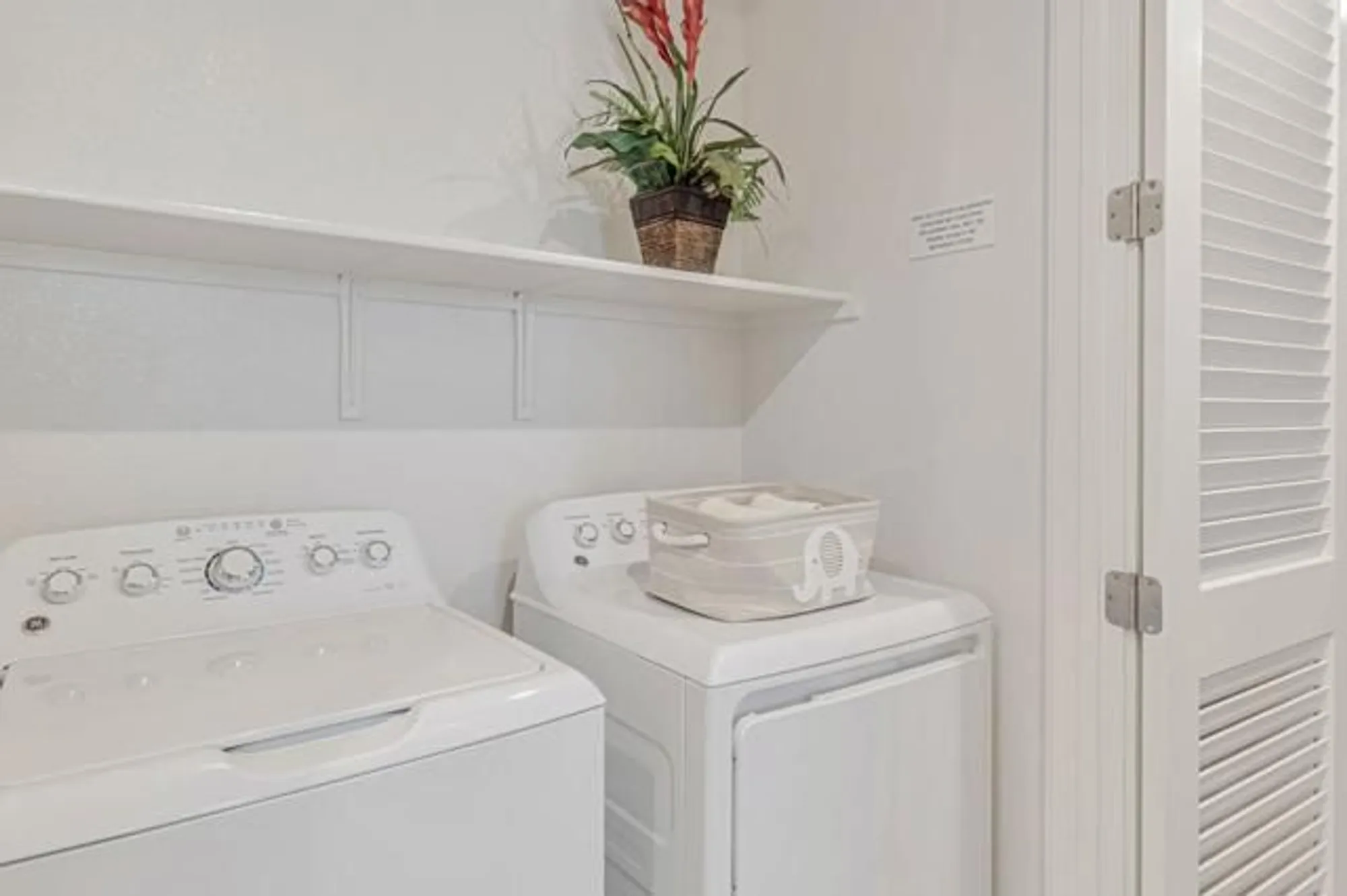 Property Slideshow image 22 of 28 | 1028 foster square ln 305, Foster City, CA, 94404