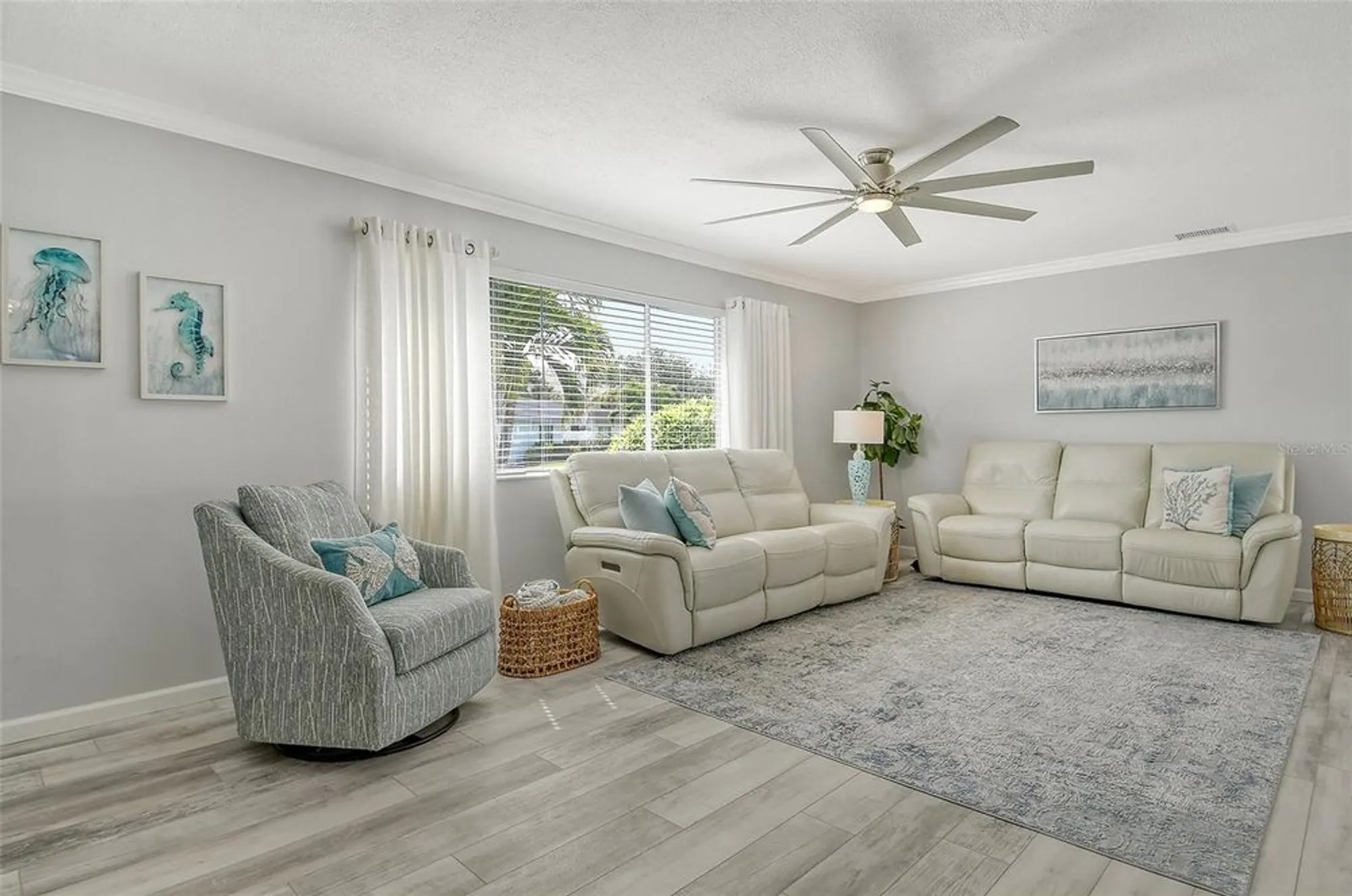 Property Slideshow image 8 of 47 | 2752 riverbluff pl # 66, Sarasota, FL, 34231