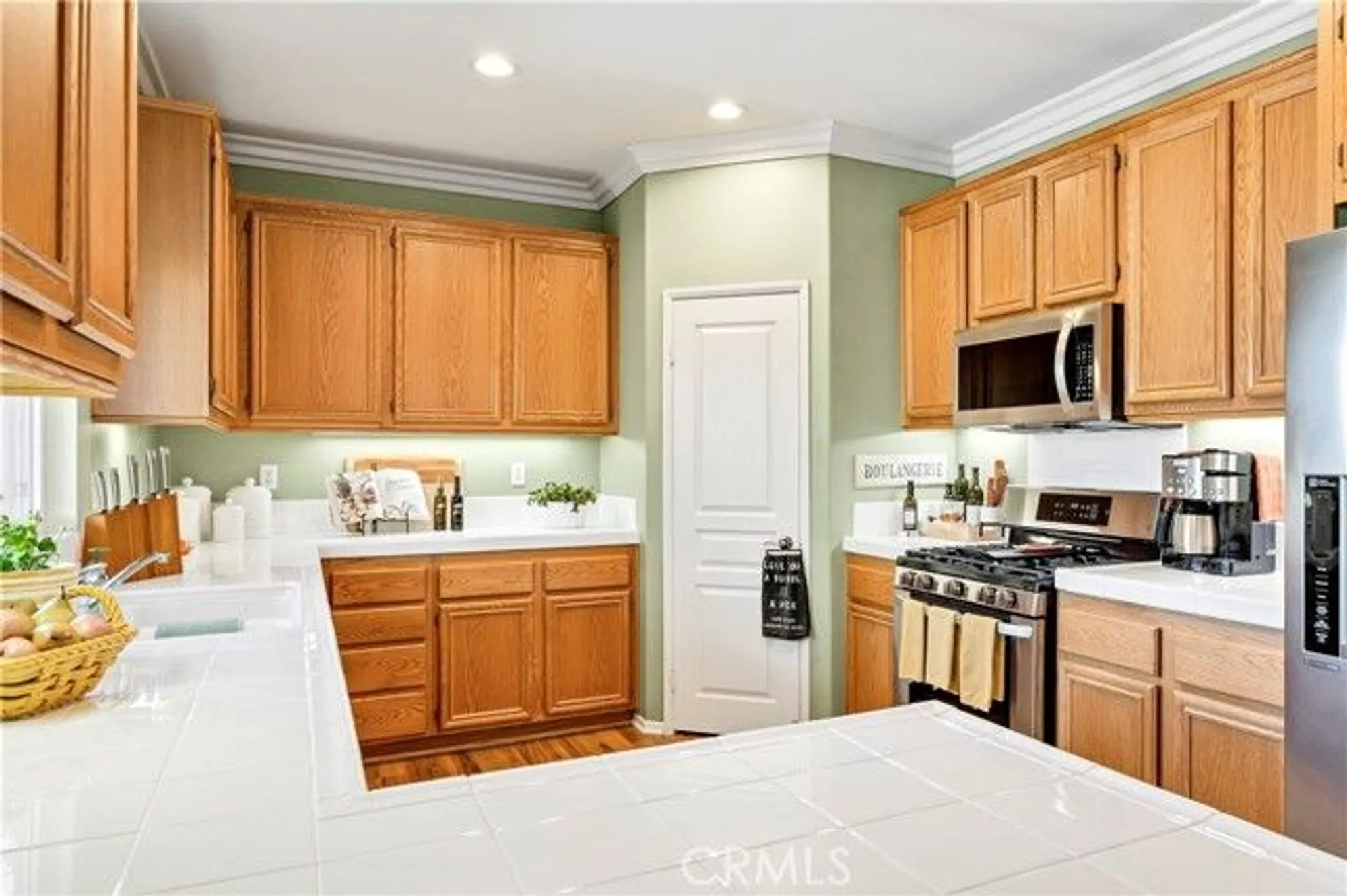 Property Slideshow image 22 of 59 | 126 mayfair ln, Hemet, CA, 92545