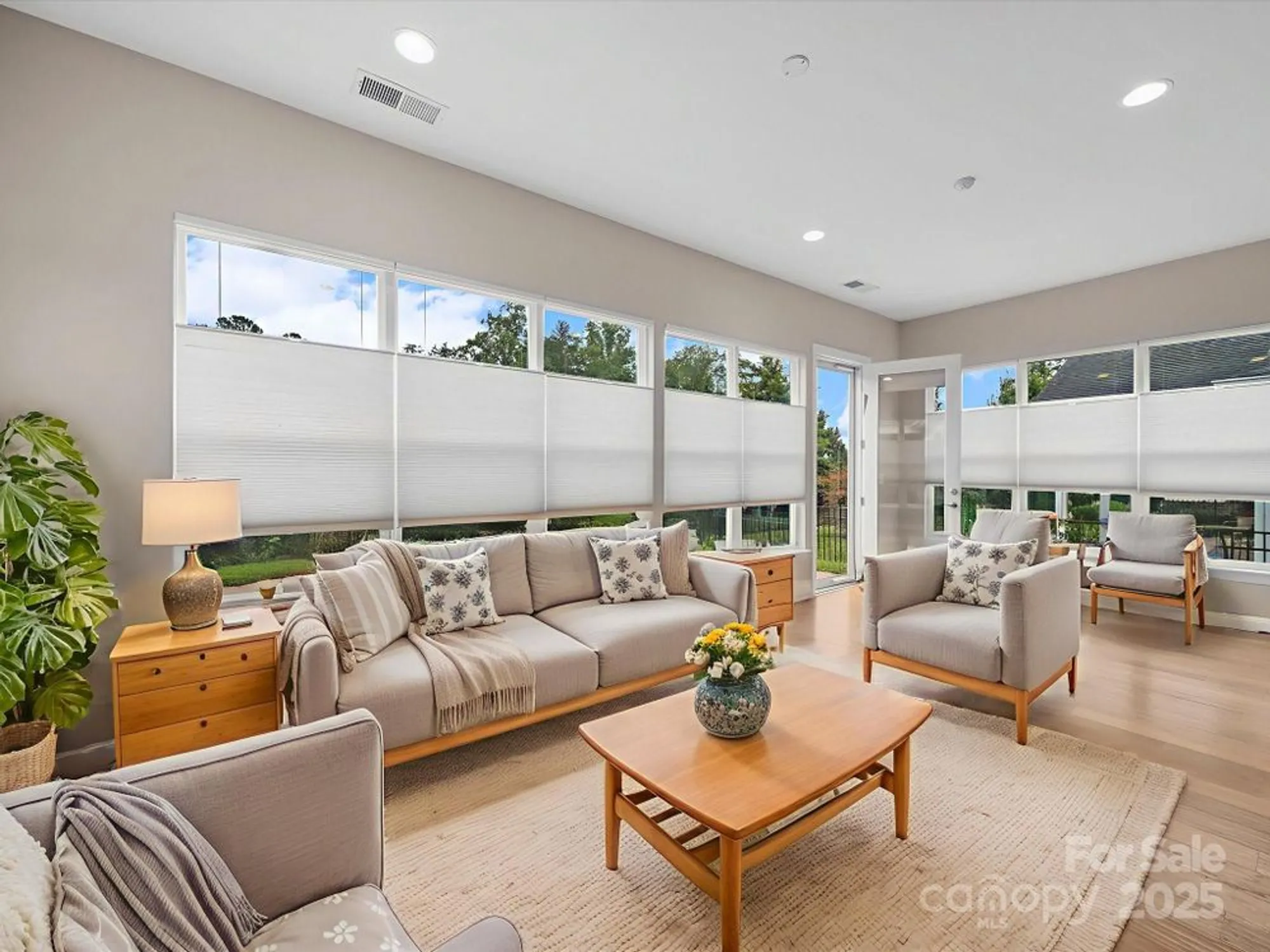 Property Slideshow image 7 of 44 | 253 stone mountain way, Denver, NC, 28037