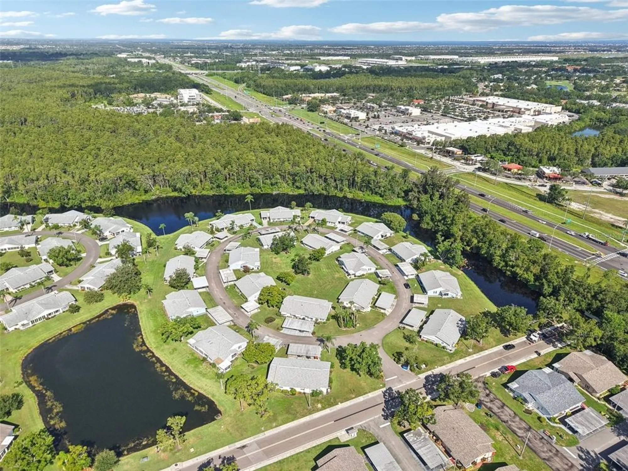 Property Slideshow image 42 of 63 | 2304 glenmore cir 327, Sun City Center, FL, 33573