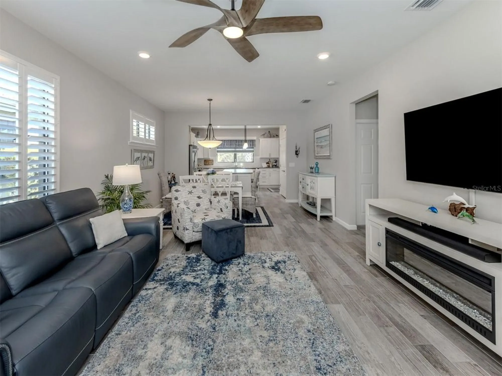 Property Slideshow image 7 of 95 | 2524 daisy dr, North Port, FL, 34289