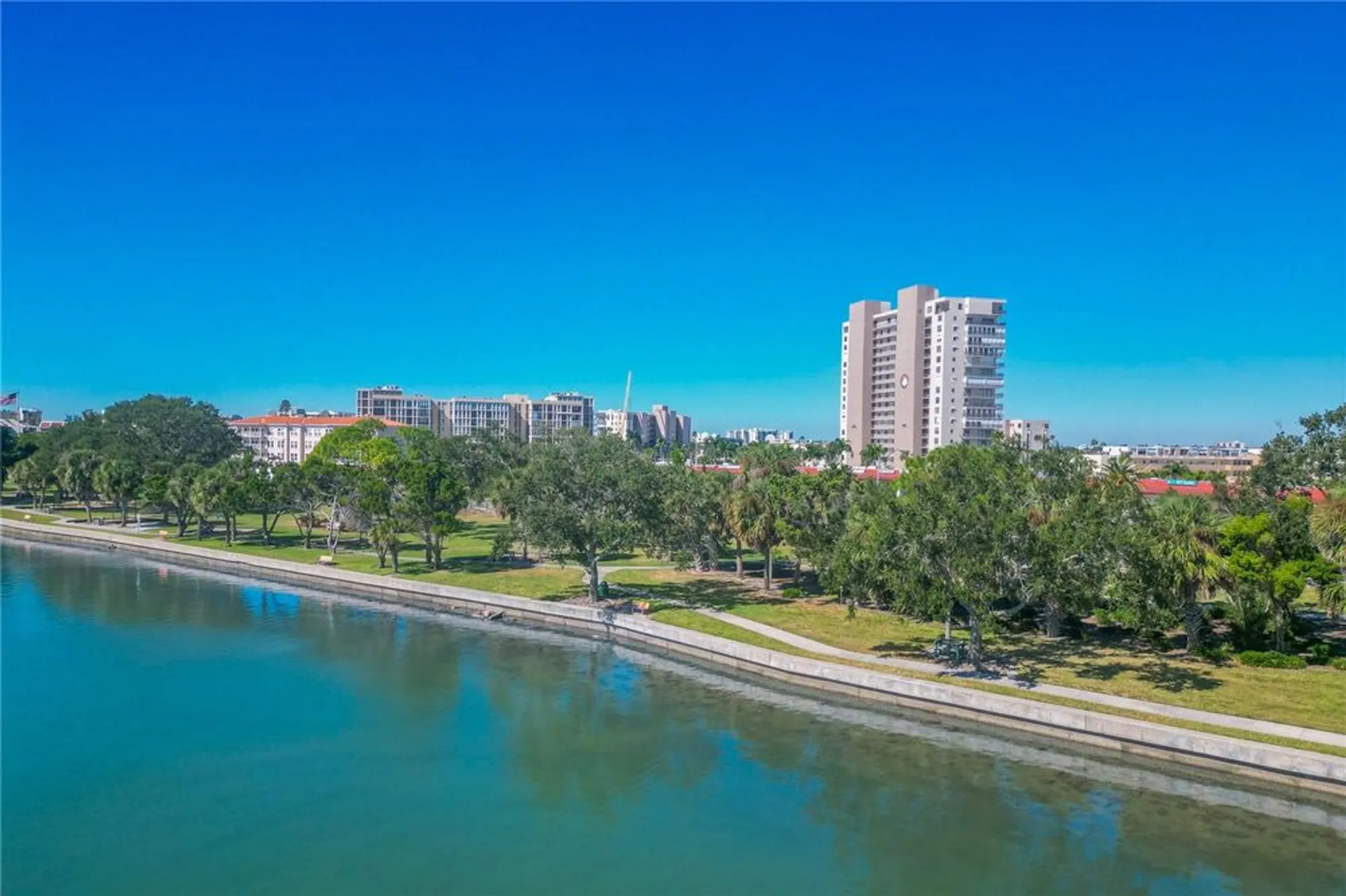 Property Slideshow image 45 of 45 | 7425 bay island dr 108, South Pasadena, FL, 33707