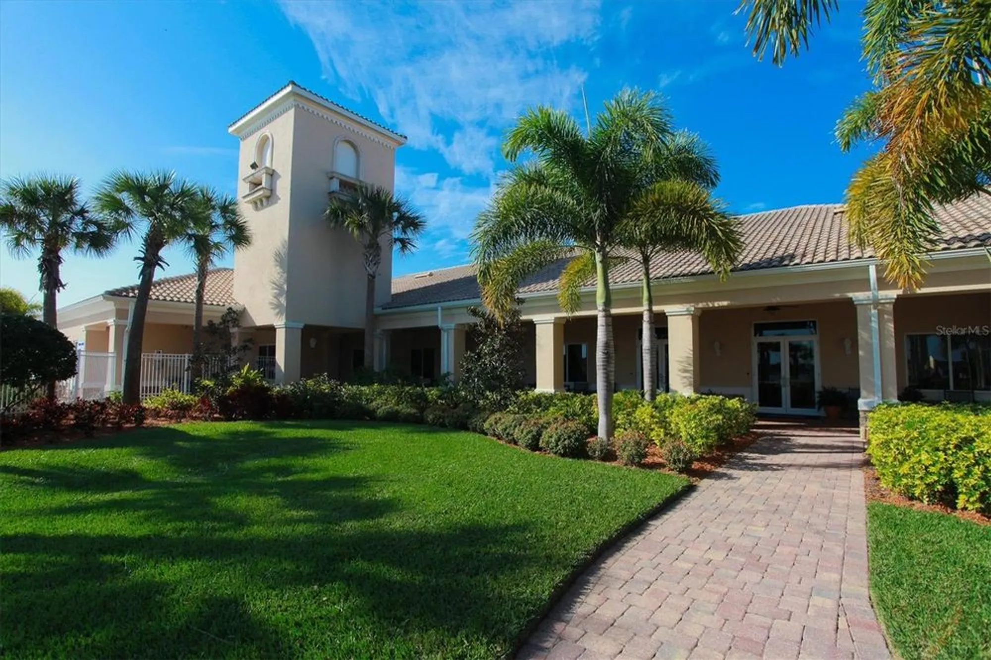 Property Slideshow image 49 of 66 | 6144 abaco dr, Sarasota, FL, 34238