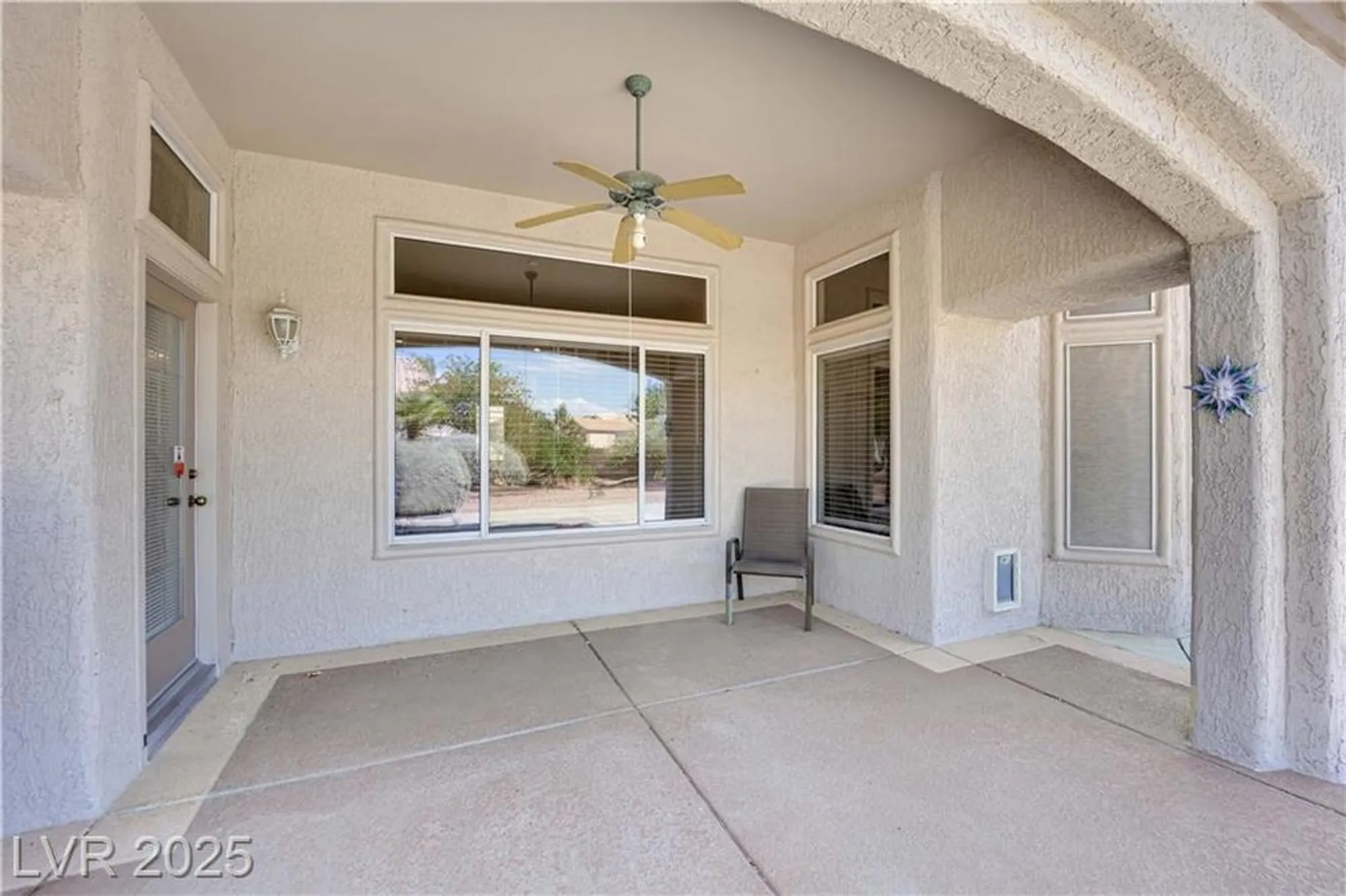 Property Slideshow image 28 of 35 | 10144 hunter springs dr, Las Vegas, NV, 89134