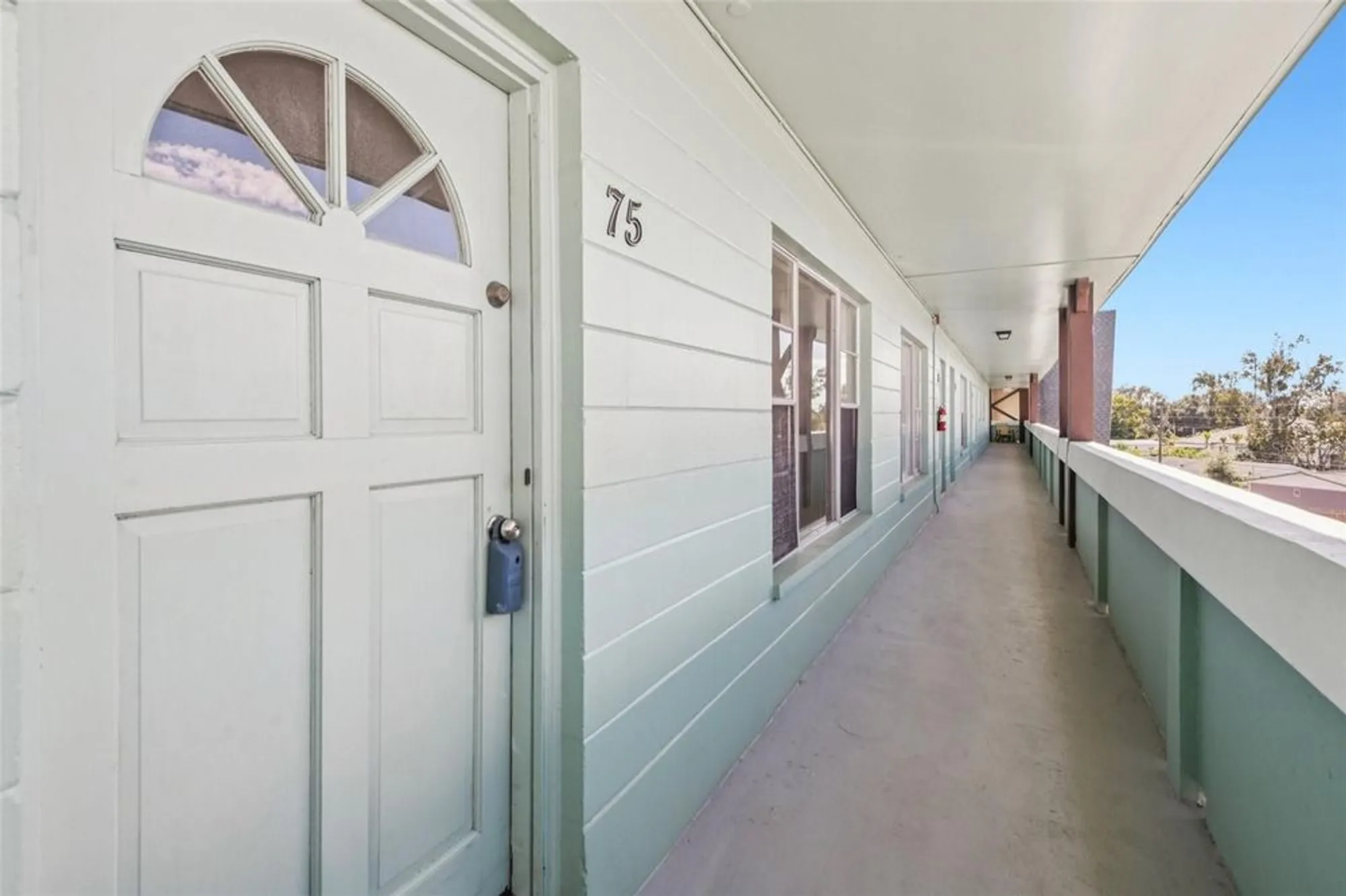 Property Slideshow image 15 of 26 | 2043 denmark st 75, Clearwater, FL, 33763