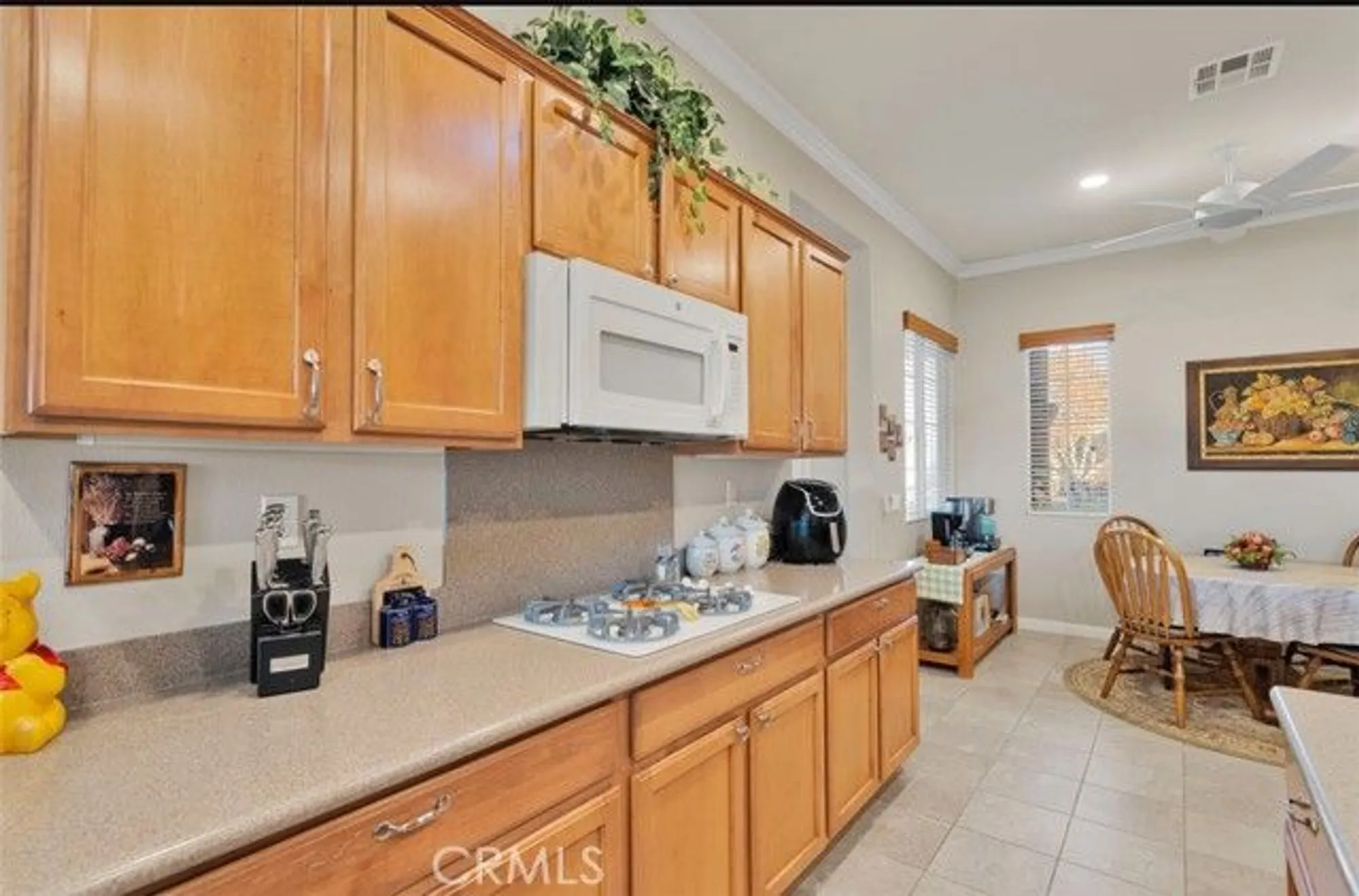 Property Slideshow image 10 of 22 | 10266 lakeshore dr, Apple Valley, CA, 92308