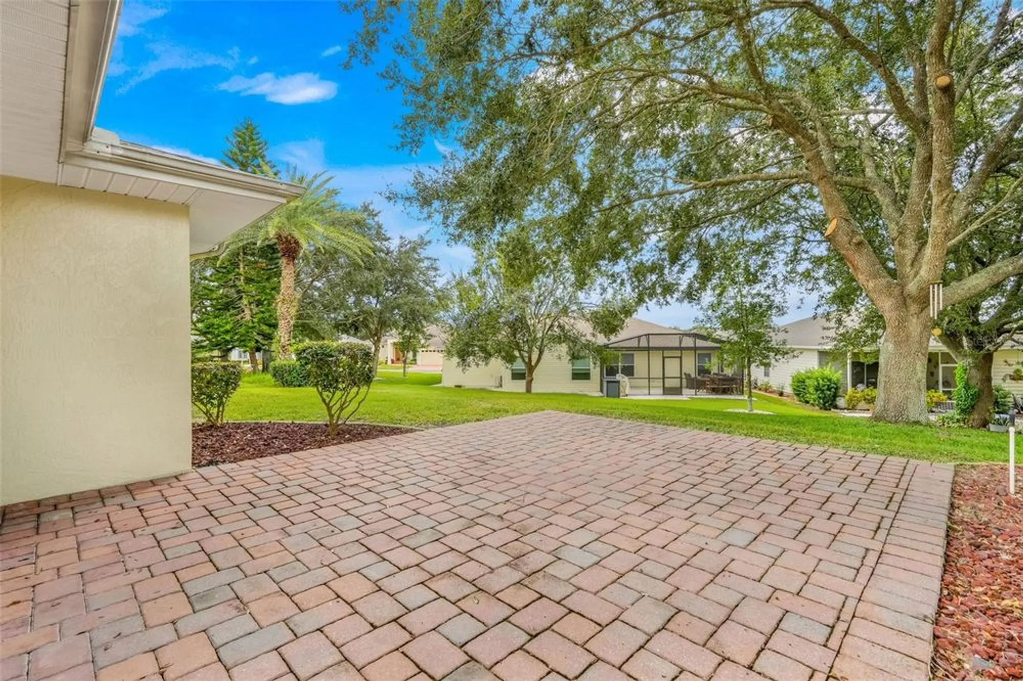 Property Slideshow image 33 of 43 | 4950 glen coe st, Leesburg, FL, 34748