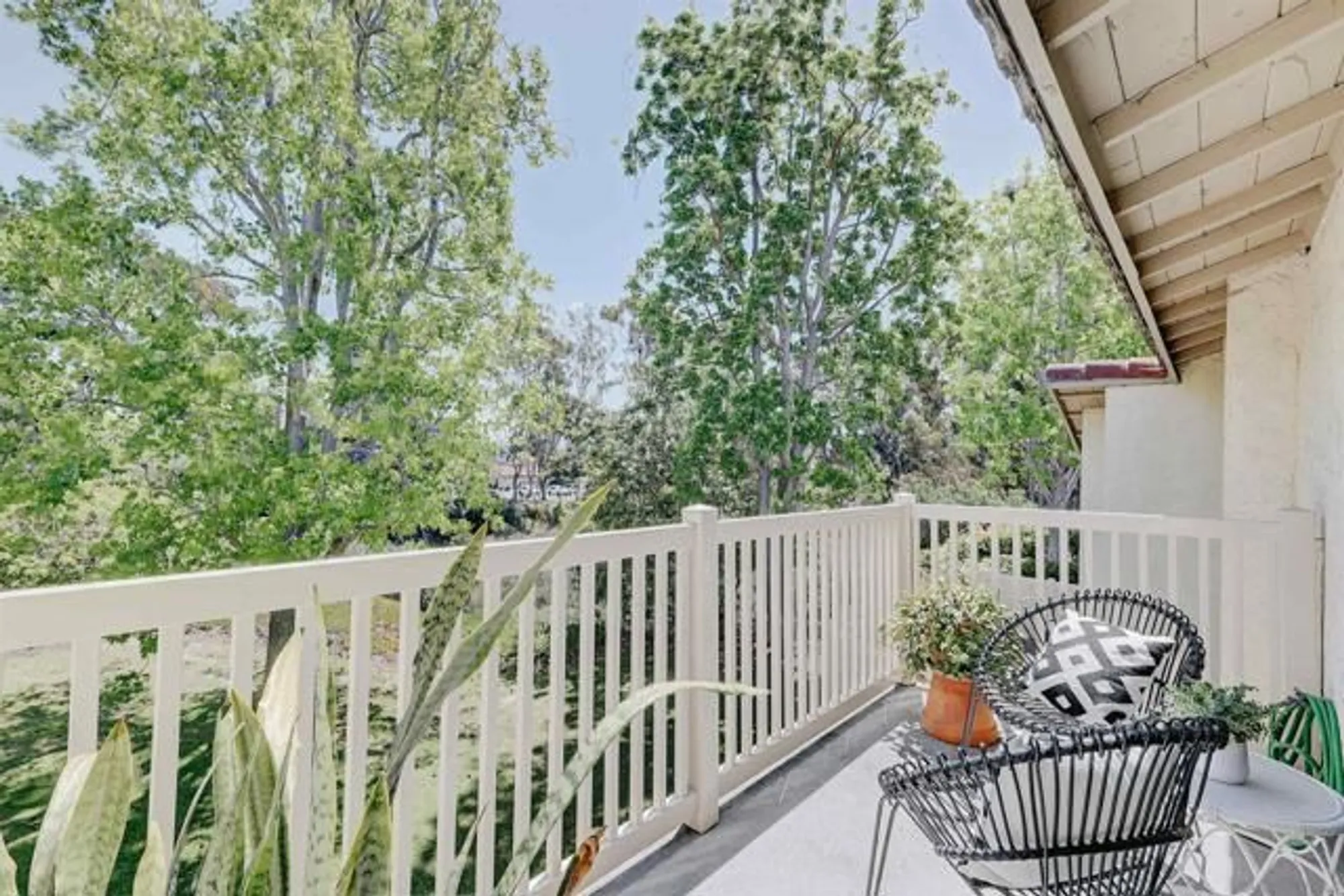 Property Slideshow image 34 of 48 | 1982 fairlee dr, Encinitas, CA, 92024
