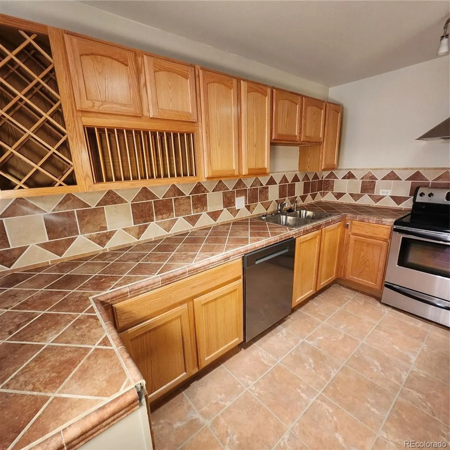 Property Slideshow image 19 of 48 | 755 s clinton st 6b, Denver, CO, 80247