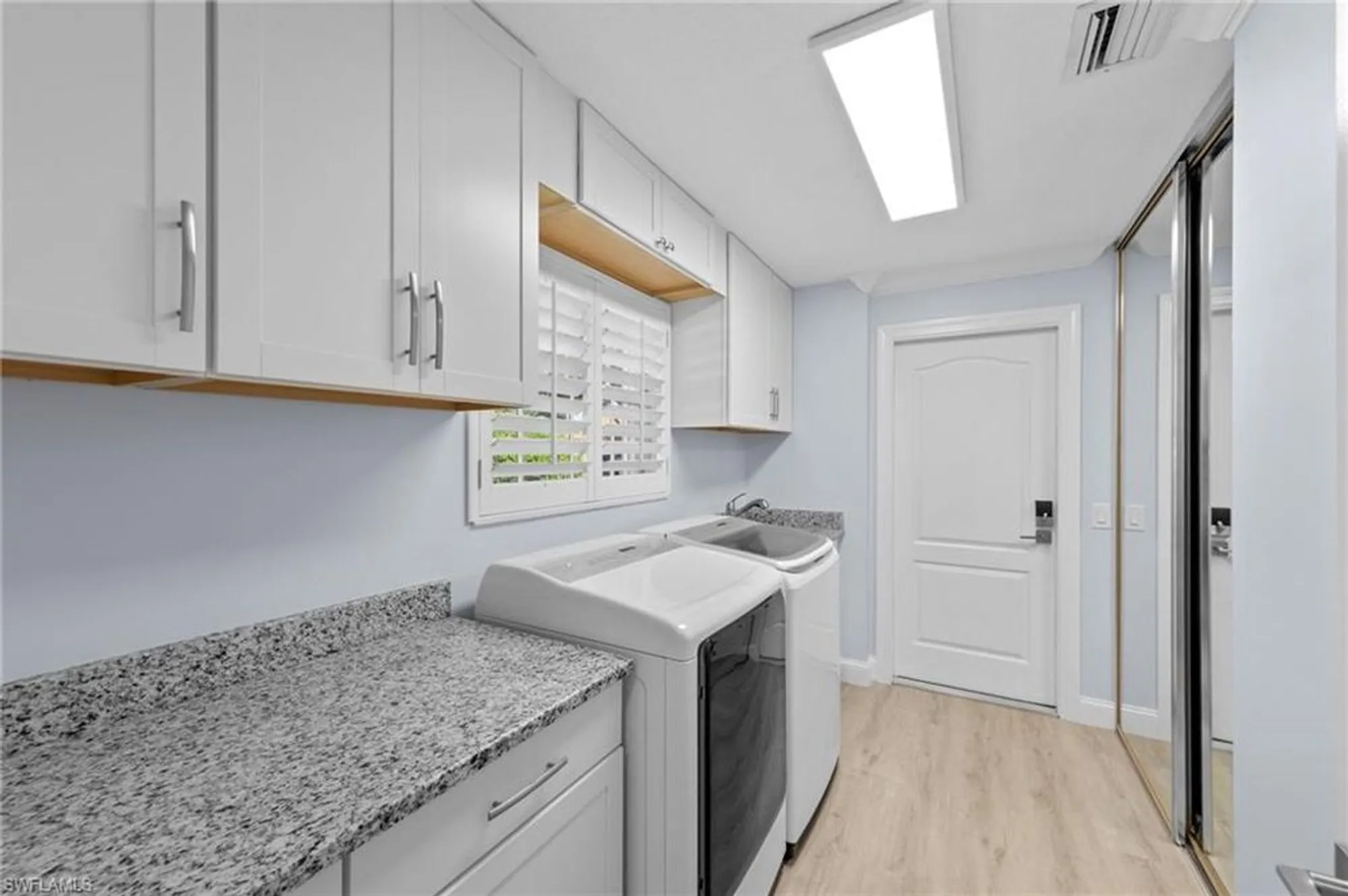 Property Slideshow image 19 of 42 | 5785 drummond way, Naples, FL, 34119